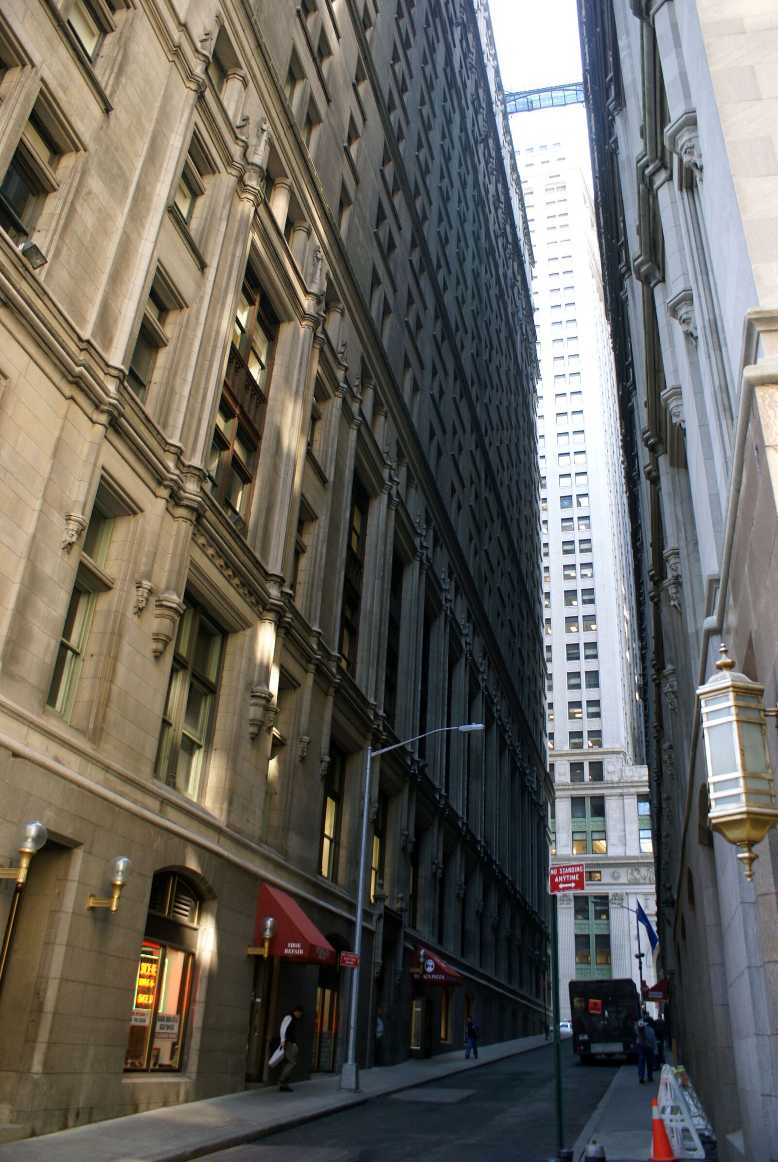 Sony Alpha DSLR-A100 sample photo. Street in new york photography