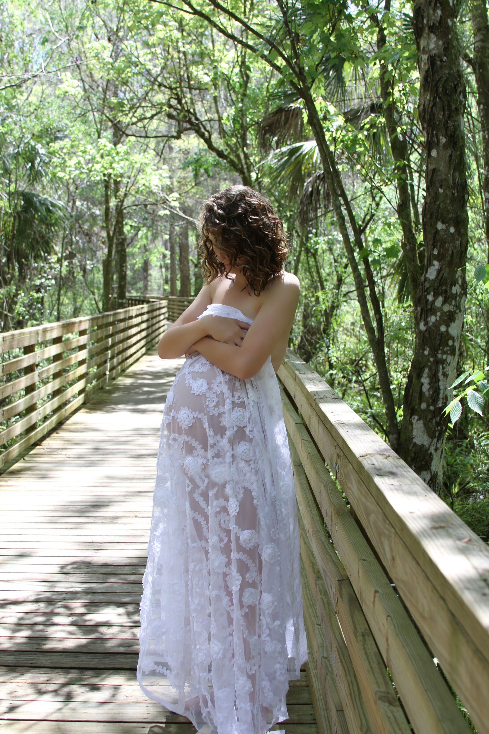 Canon EF 28-135mm F3.5-5.6 IS USM sample photo. Maternity, woman, pregnant photography