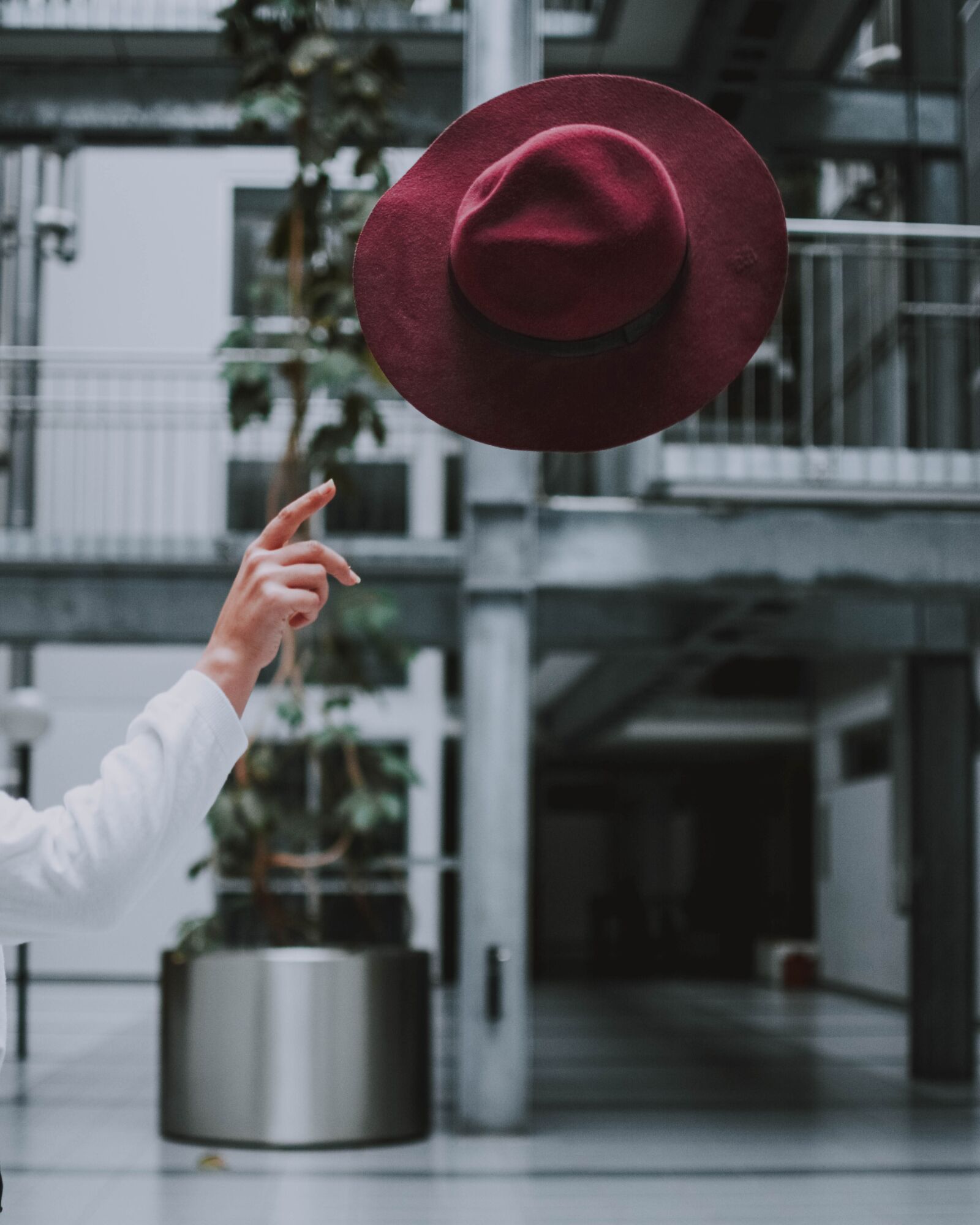 Nikon D5200 sample photo. Hat, throw, hand photography