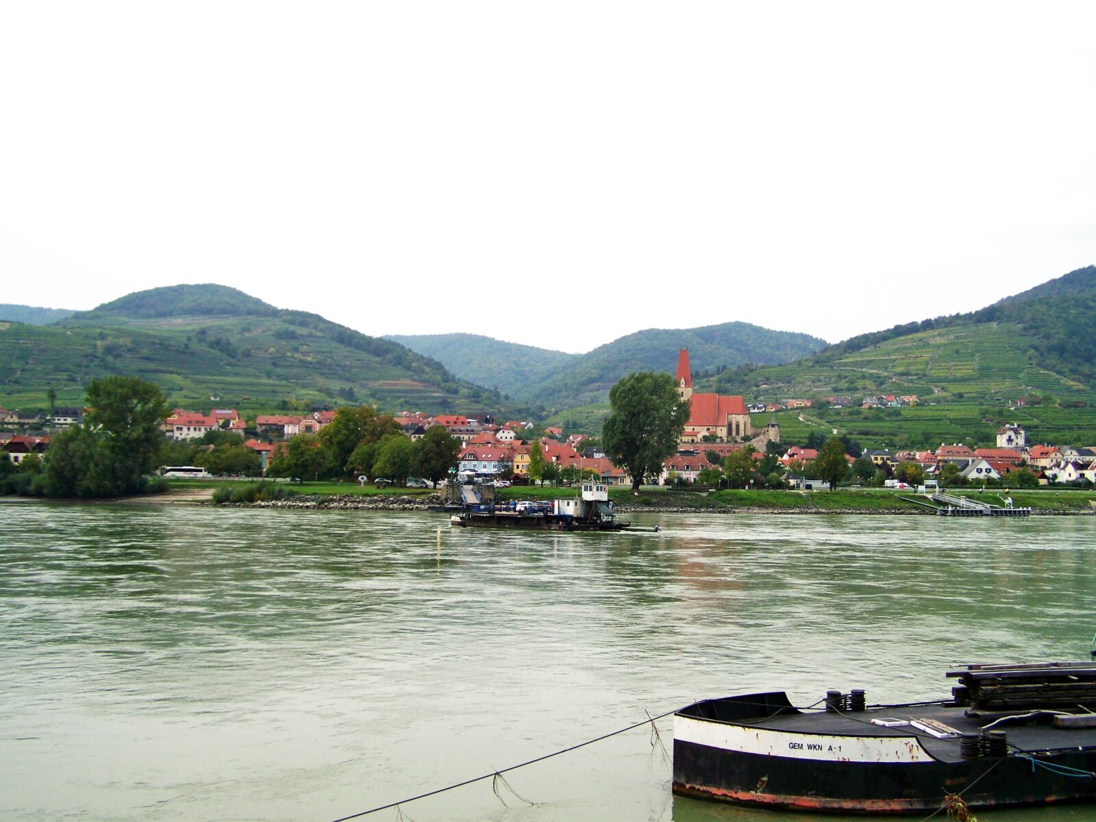 Kodak EASYSHARE ZD710 ZOOM DIGITAL CAMERA sample photo. Landscape, danube river photography
