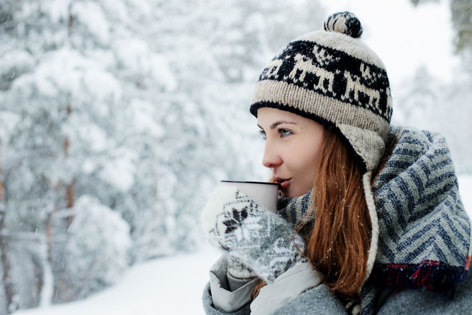 Canon EOS 6D Mark II + Canon EF 50mm F1.4 USM sample photo. Girl, young, beautiful photography