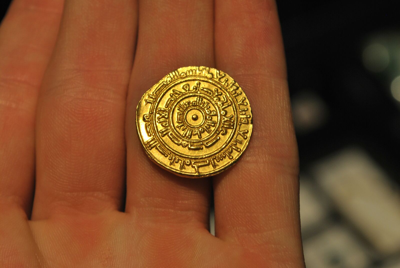 Nikon D3000 sample photo. Gold, coin, valuable photography