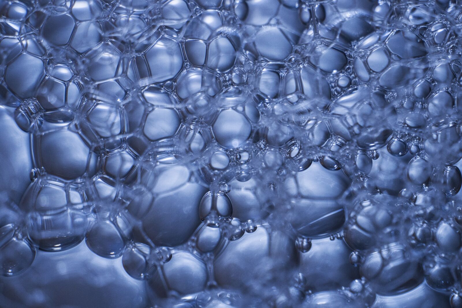 LEICA DG 12-60/F2.8-4.0 sample photo. Foam, light, abstract photography