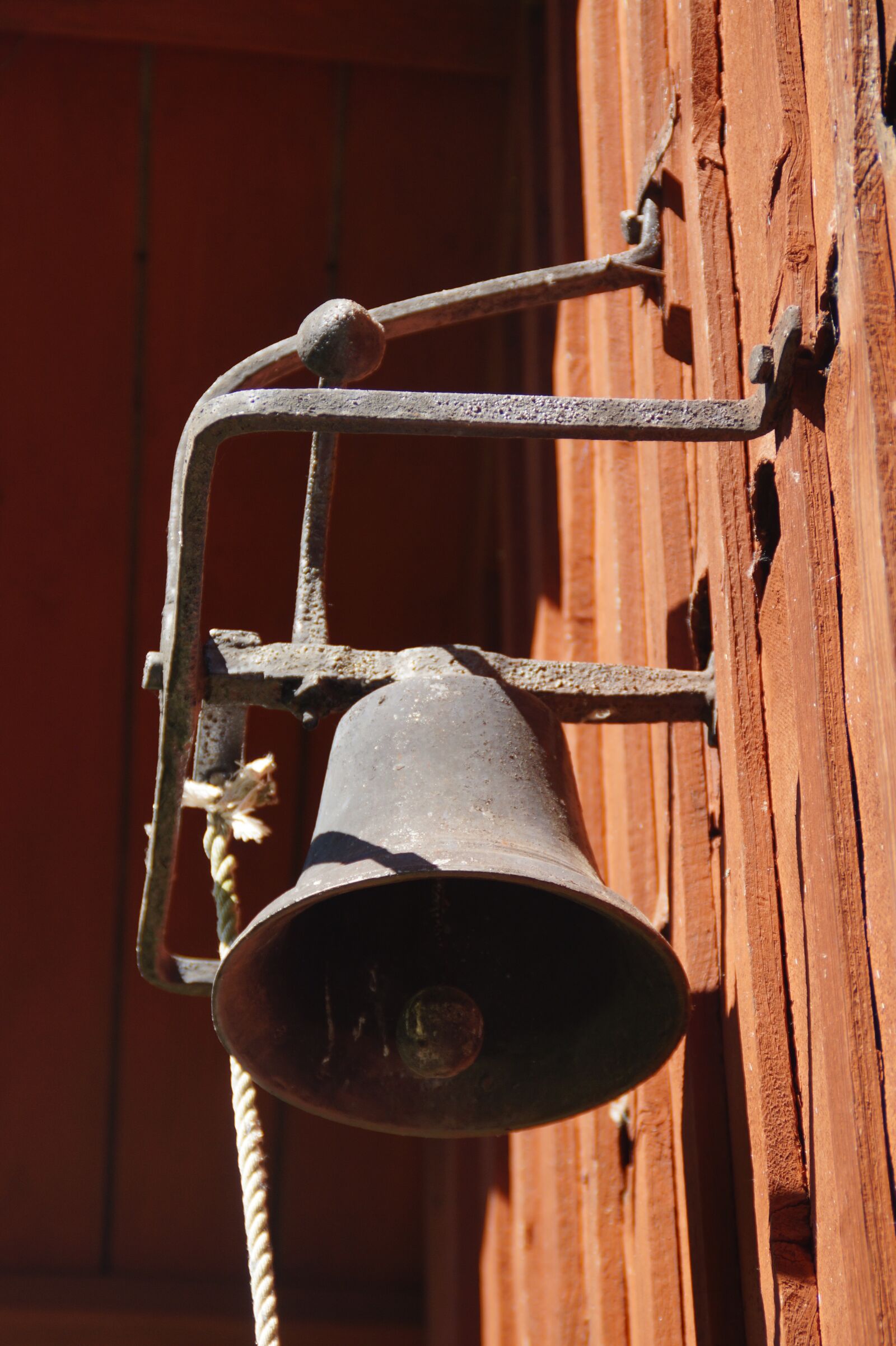 Sony SLT-A58 sample photo. Bell, ring the bell photography