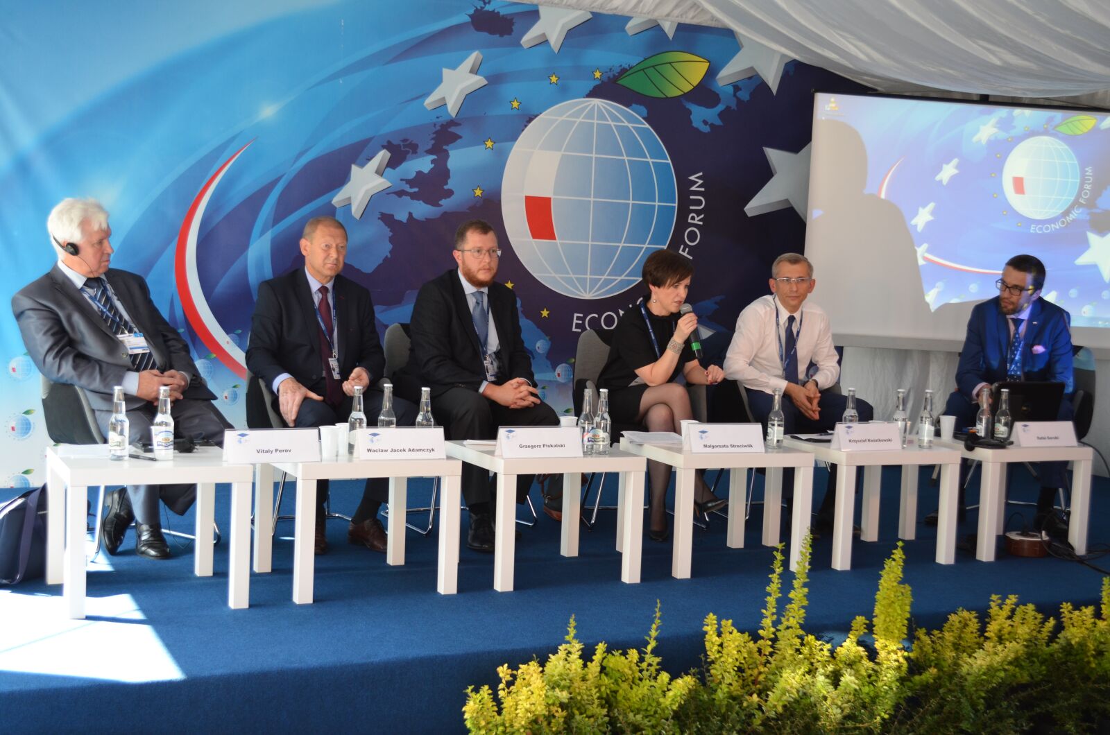 Nikon D5100 sample photo. Economic forum, krynica, policy photography