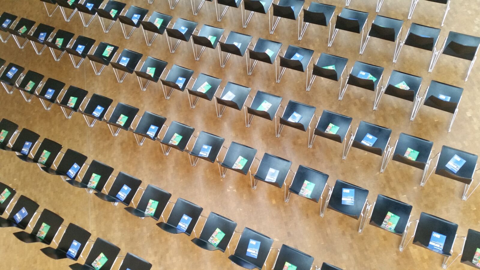 Samsung Galaxy S5 sample photo. Concert chairs, concert, chairs photography