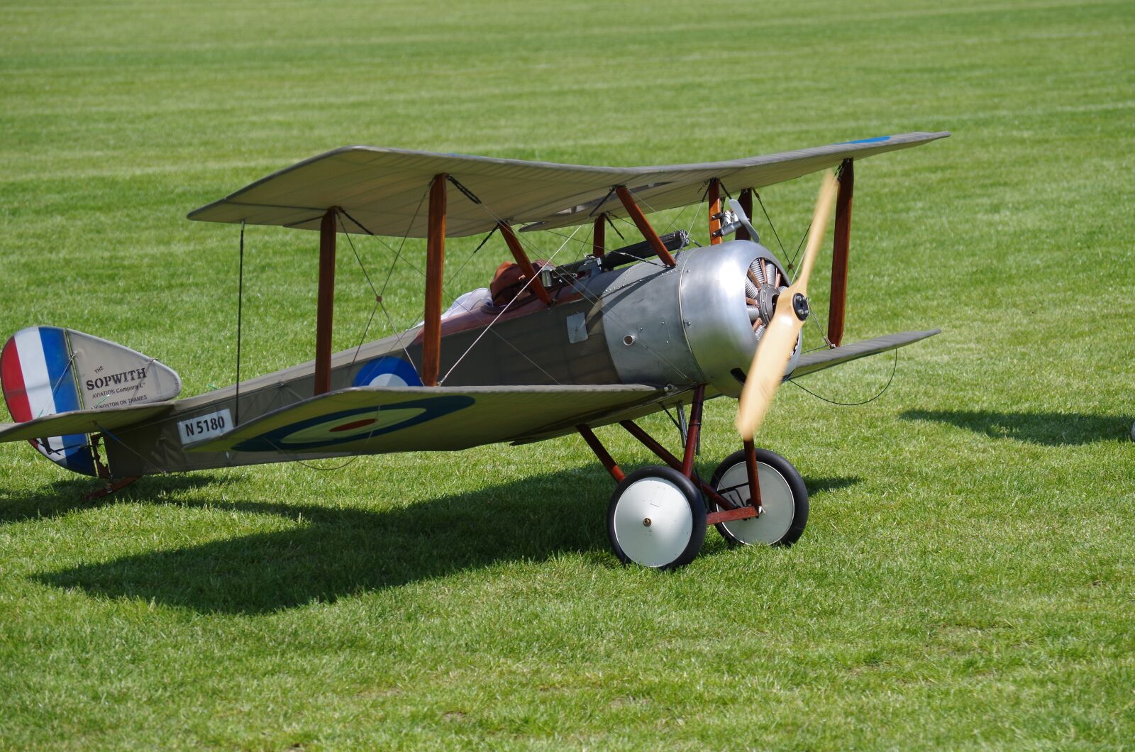 Pentax K-500 sample photo. Aircraft, land, model photography