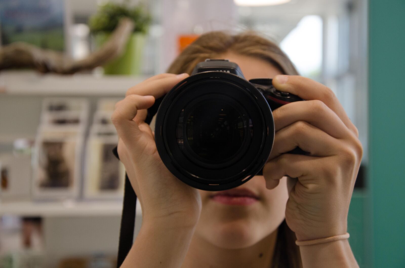 Nikon D5100 sample photo. Girl, camera, port photography