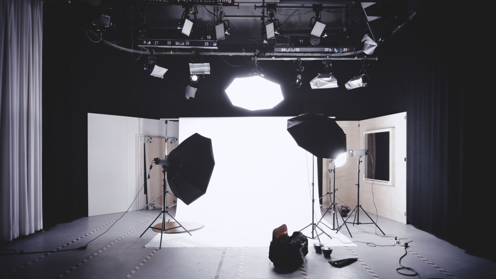 Nikon D810 sample photo. Photo, studio, with, white photography