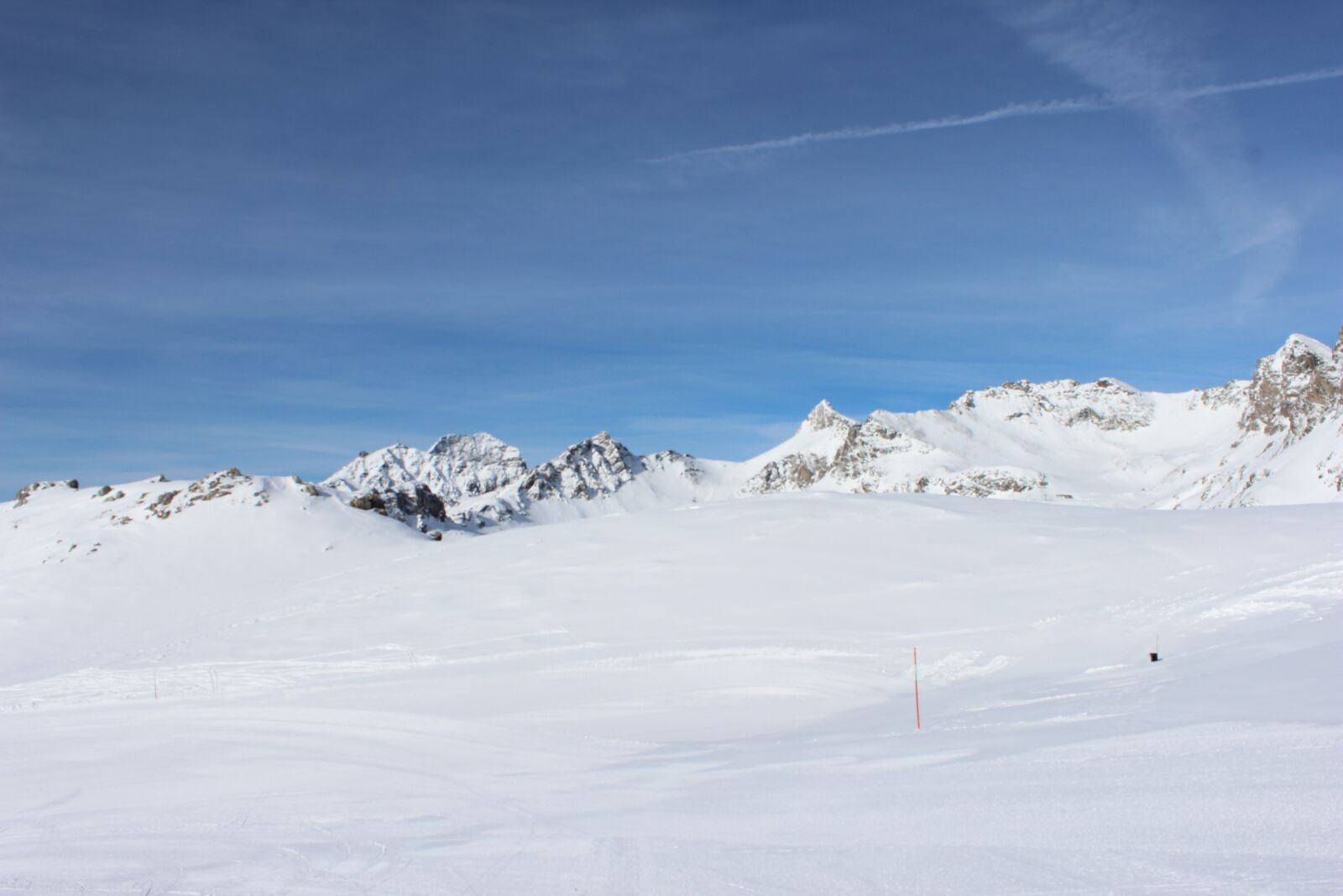 Canon EOS 600D (Rebel EOS T3i / EOS Kiss X5) sample photo. Mountains, snow, switzerland photography