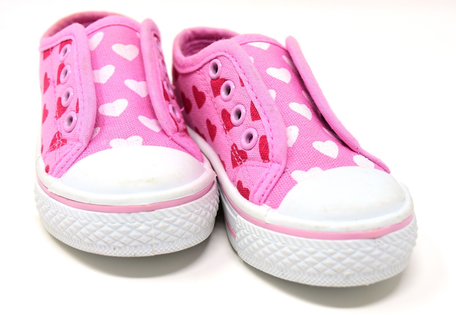 Nikon D7200 sample photo. Children's shoes, cute, sports photography