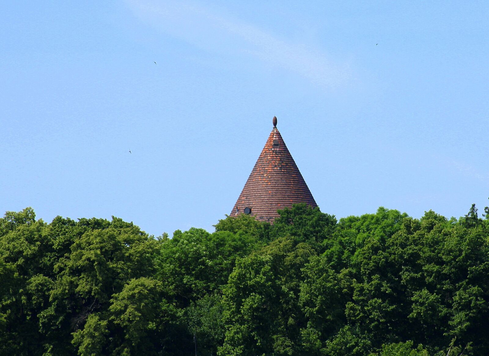 Canon EOS 1200D (EOS Rebel T5 / EOS Kiss X70 / EOS Hi) sample photo. Tower, view, cone photography
