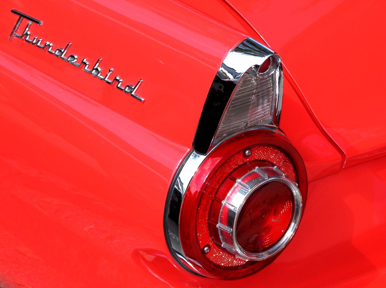 Nikon E5700 sample photo. Classic taillight, design, style photography