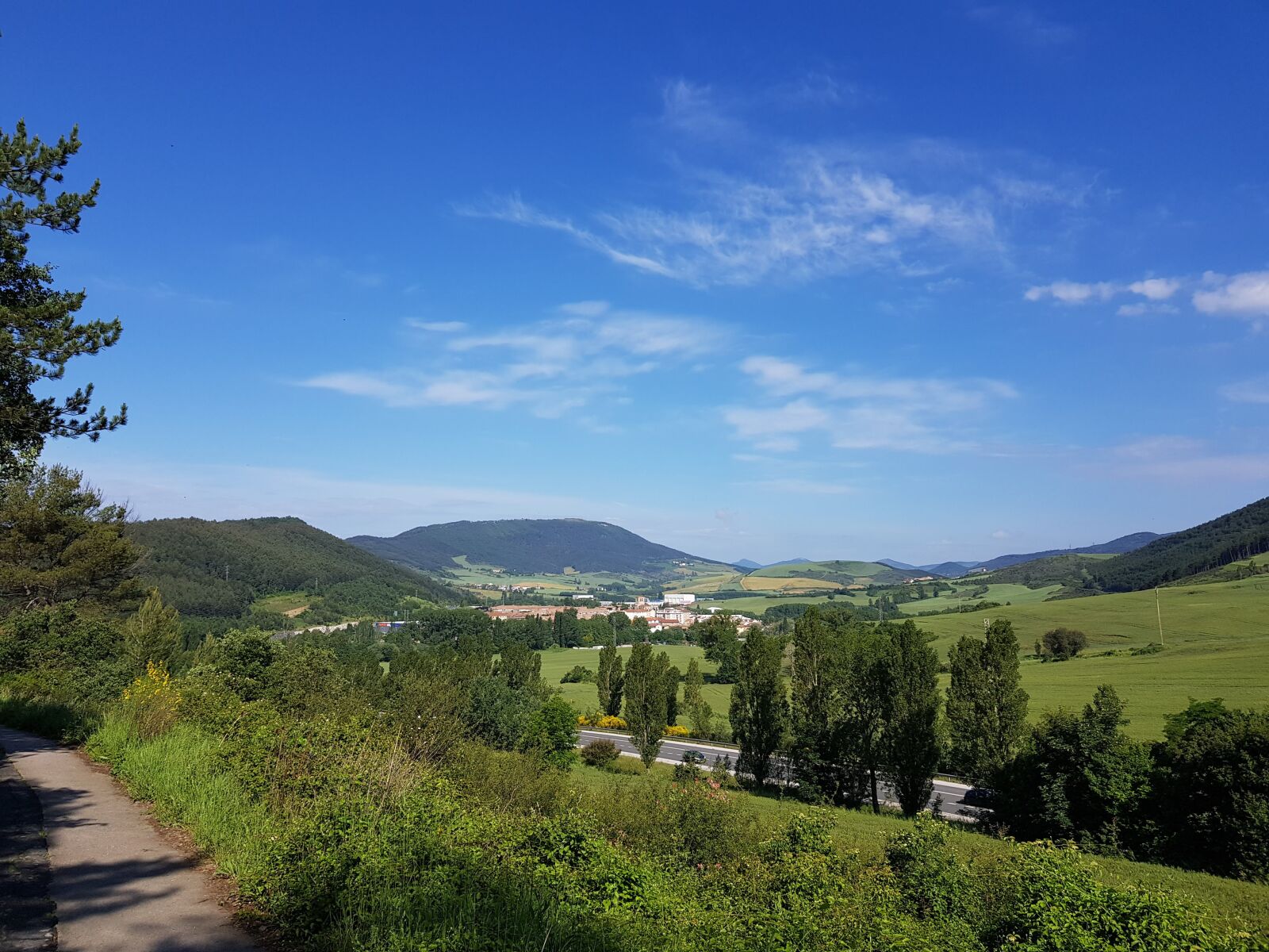 Samsung Galaxy S8 sample photo. Navarra, spain, pilgrim photography