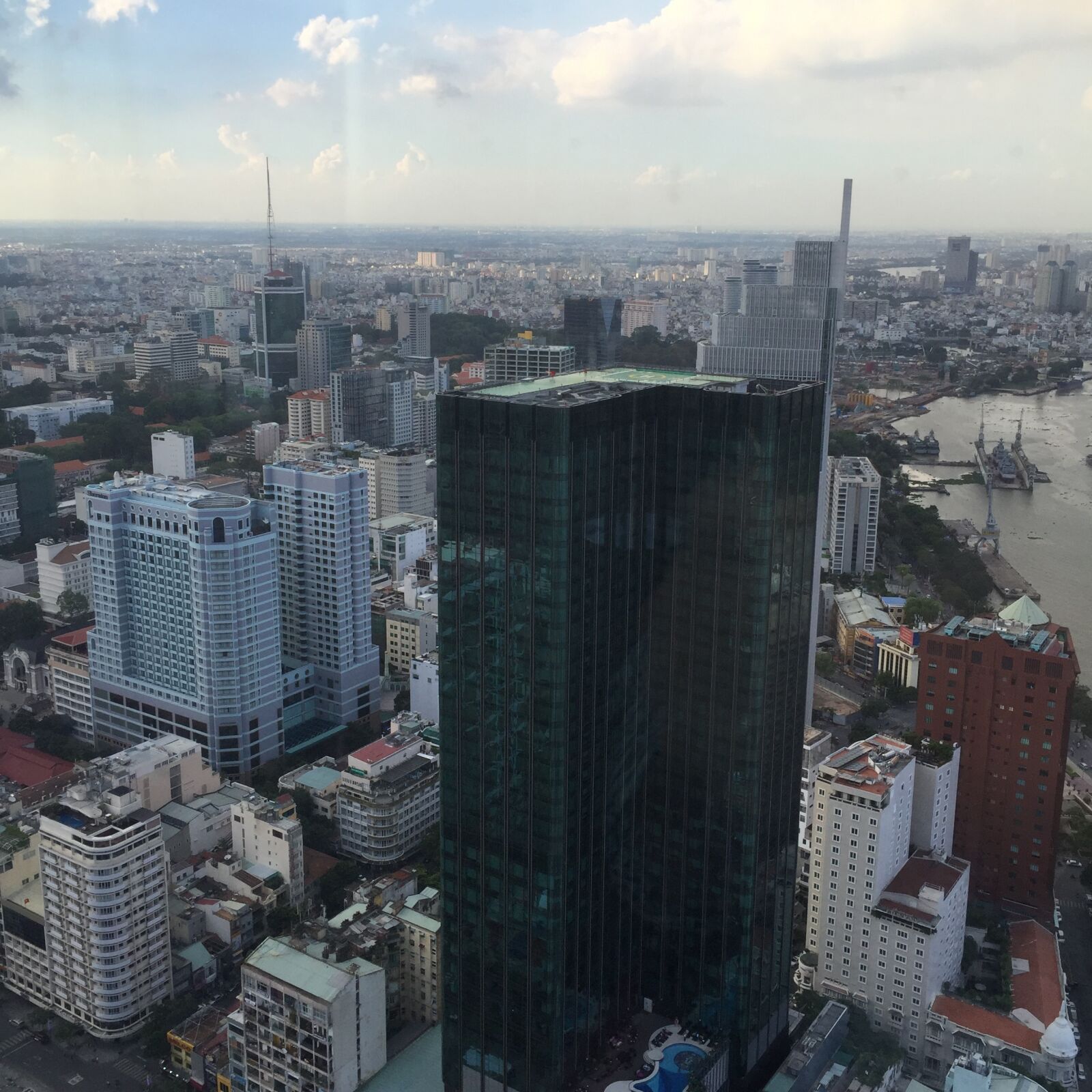 iPhone 6 Plus back camera 4.15mm f/2.2 sample photo. Cityview photography