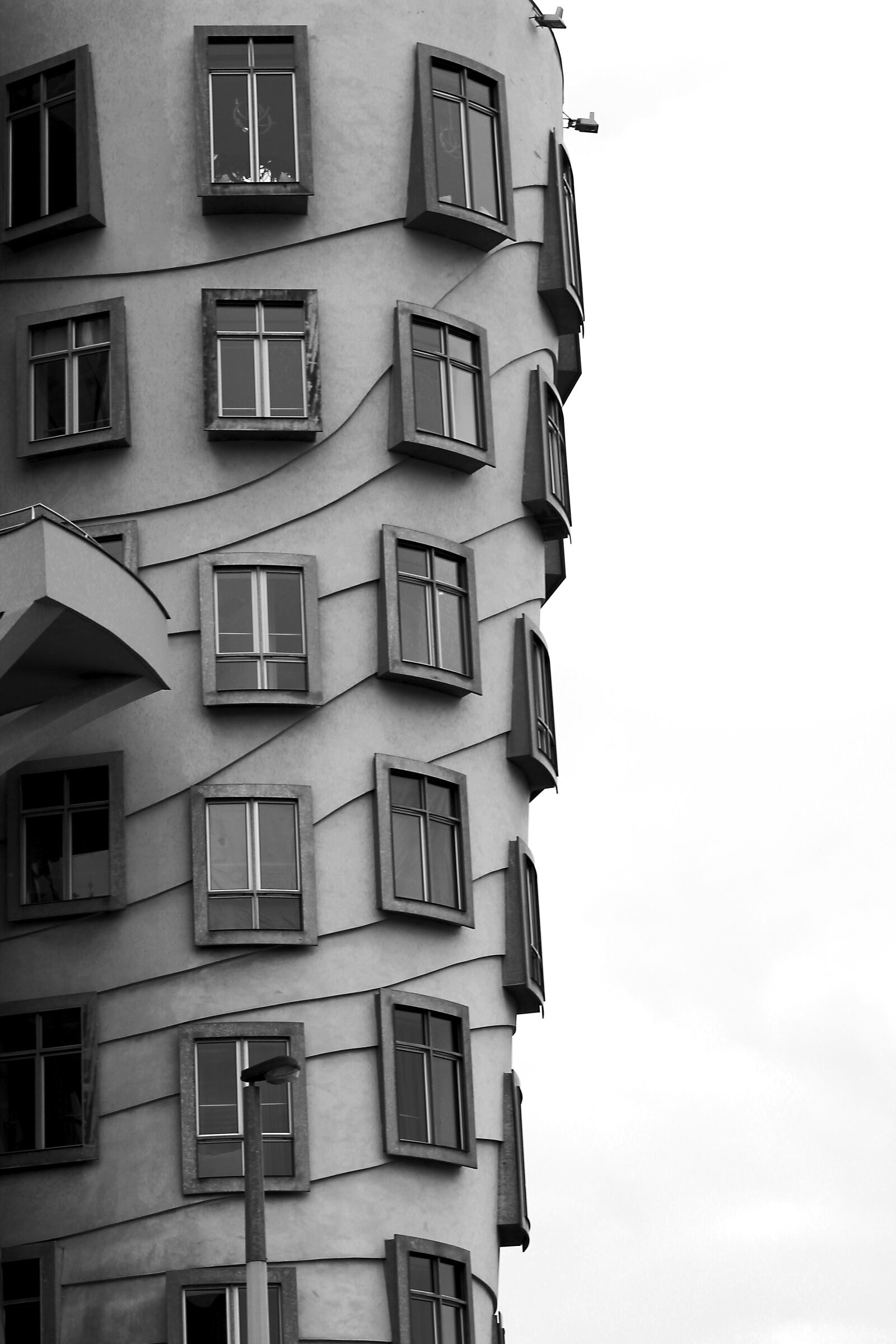 Canon EOS 60D + Canon EF 50mm F1.8 STM sample photo. Architecture, house, window photography