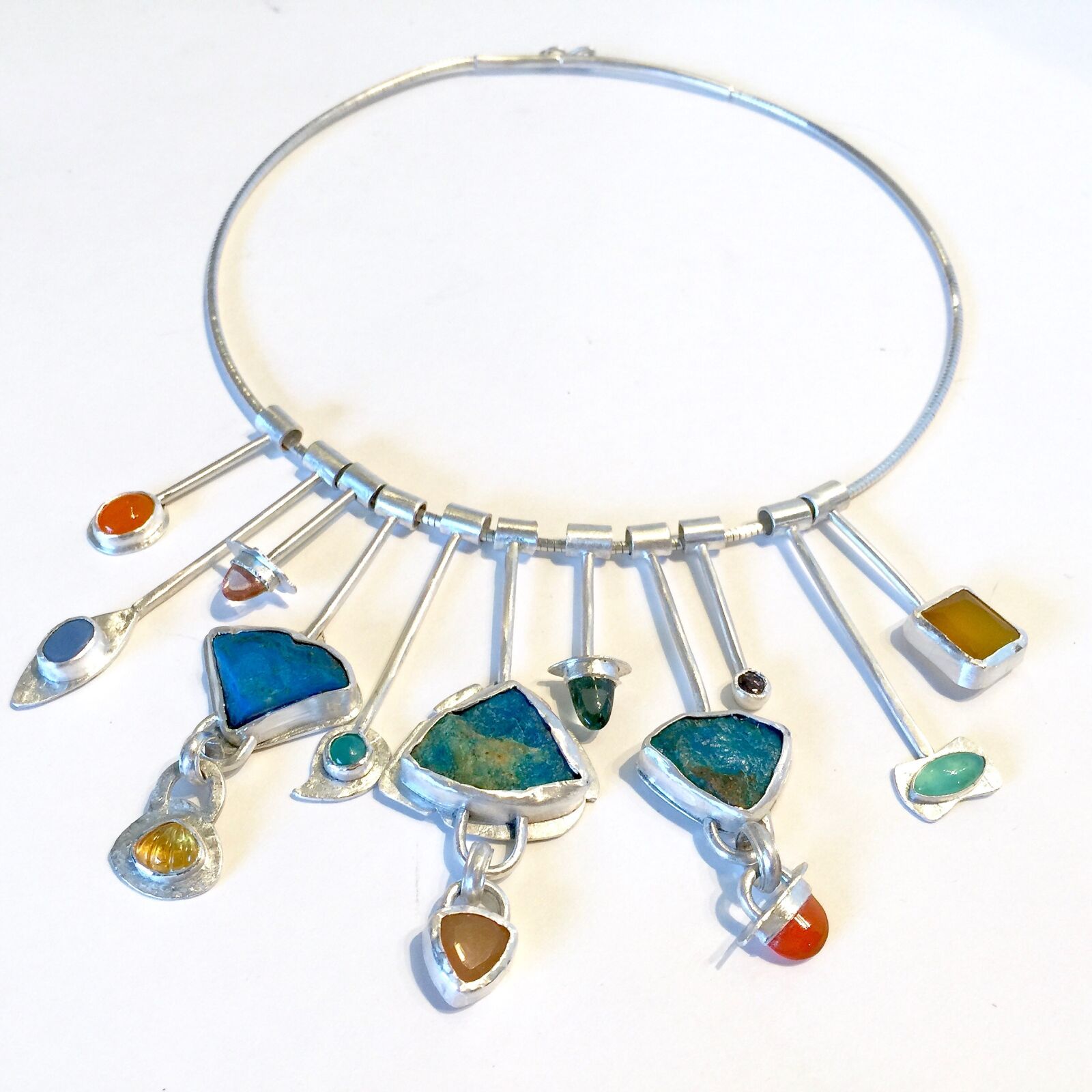 iPhone 6 Plus back camera 4.15mm f/2.2 sample photo. Gemstone, necklace, luxury photography
