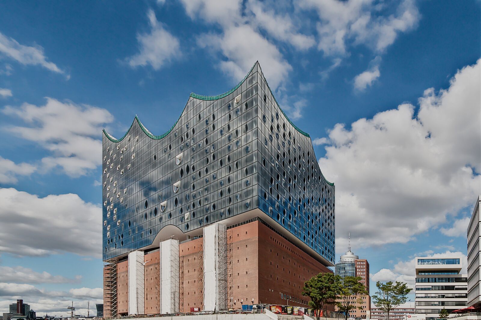 Canon EOS 70D sample photo. Elbe philharmonic hall, hamburg photography