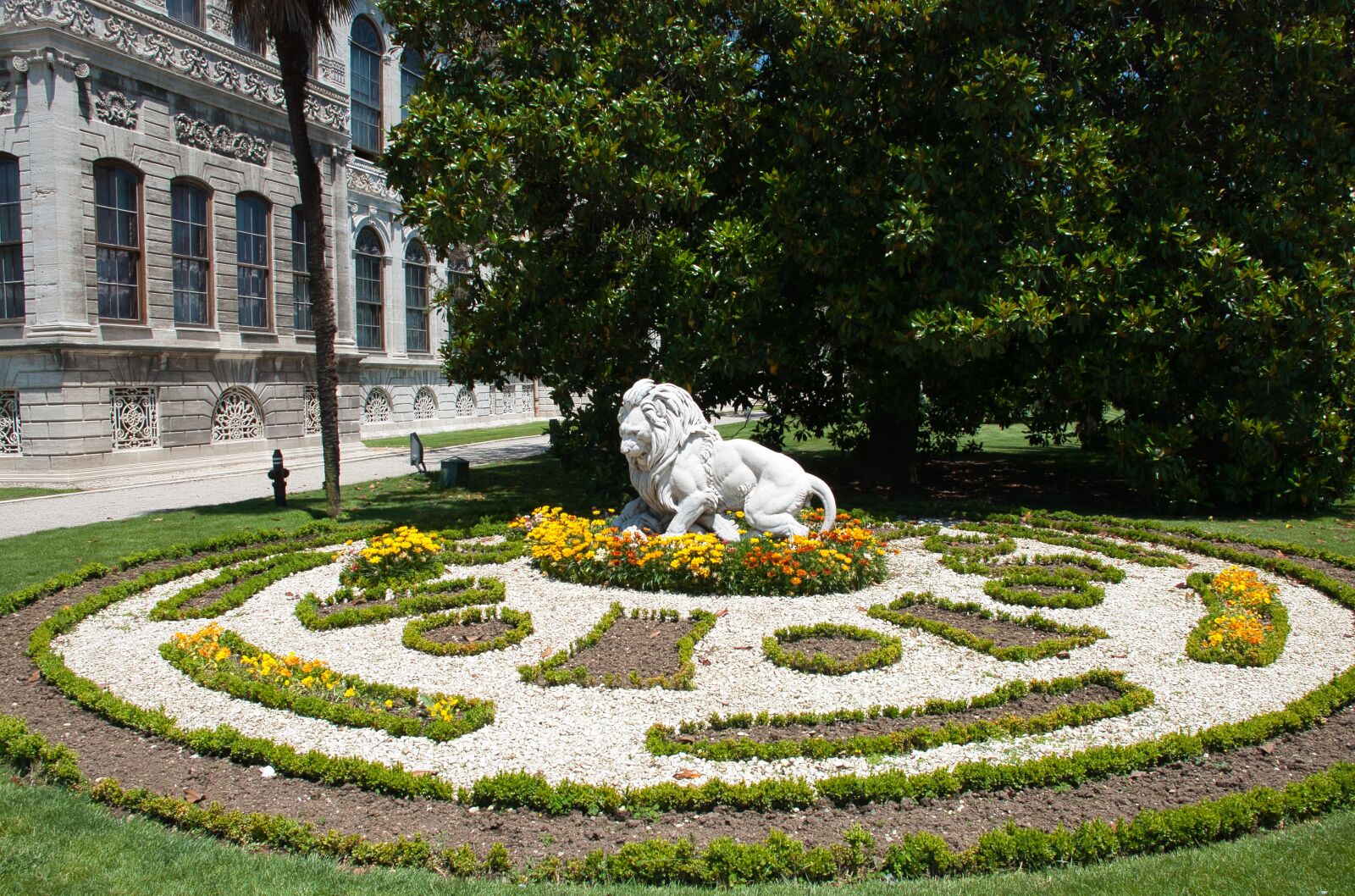Nikon D80 sample photo. Leo, sculpture, park photography