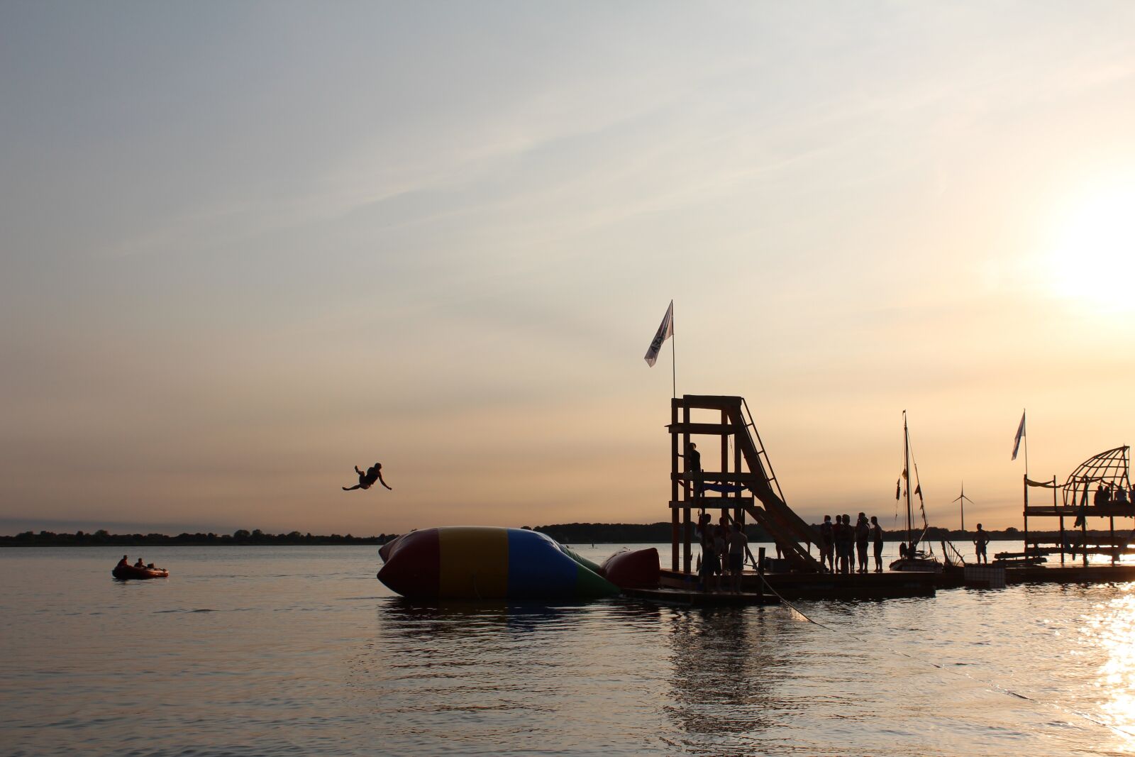 Canon EOS 600D (Rebel EOS T3i / EOS Kiss X5) sample photo. Flight, baldwin, water photography