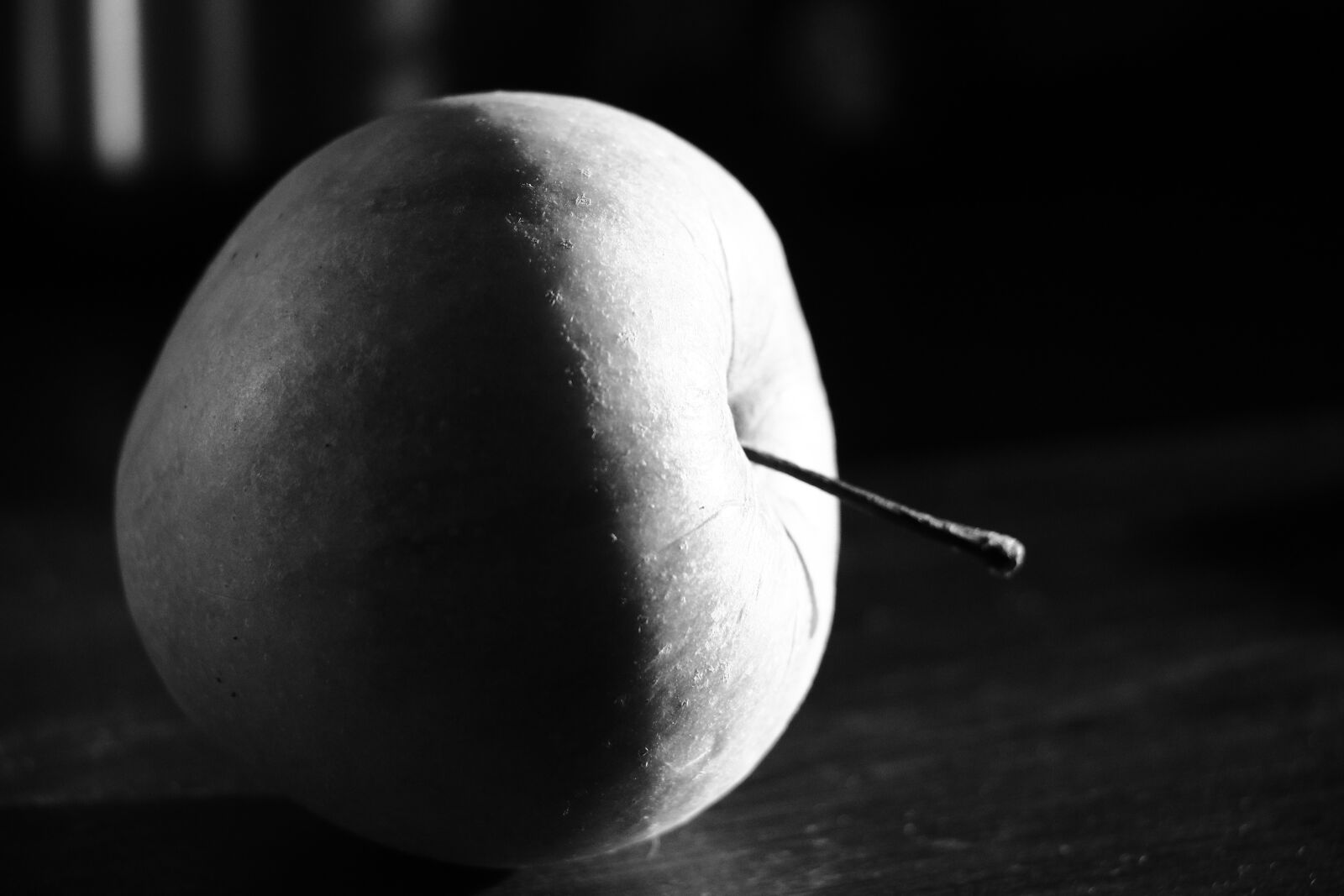 Canon EOS 80D sample photo. Apple, fruit, healthy photography