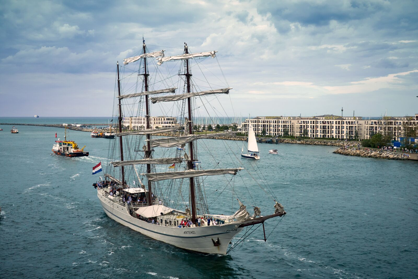 Sony Cyber-shot DSC-RX100 VI sample photo. Hanse sail, boat, ship photography