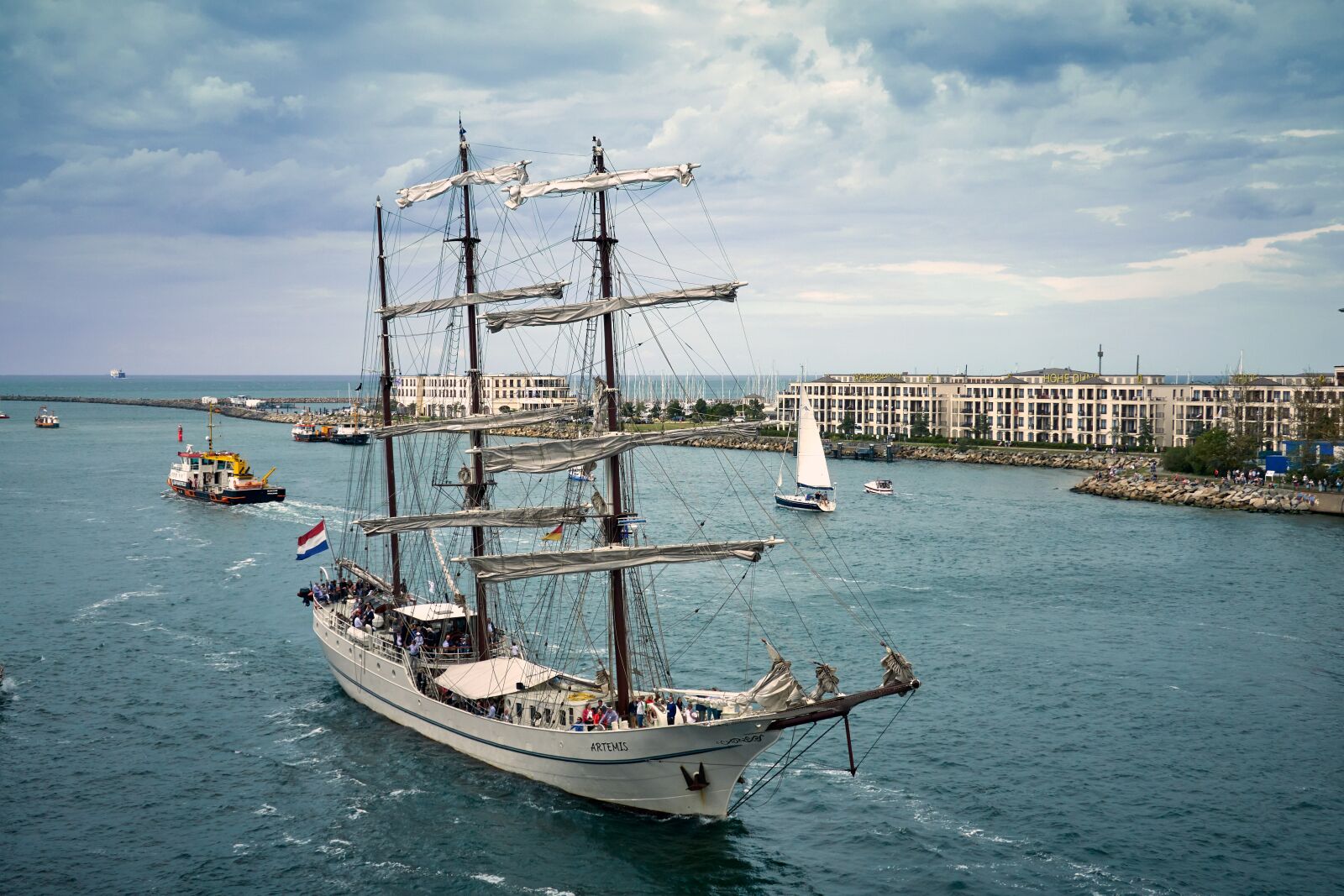 Sony Cyber-shot DSC-RX100 VI sample photo. Hanse sail, boat, ship photography