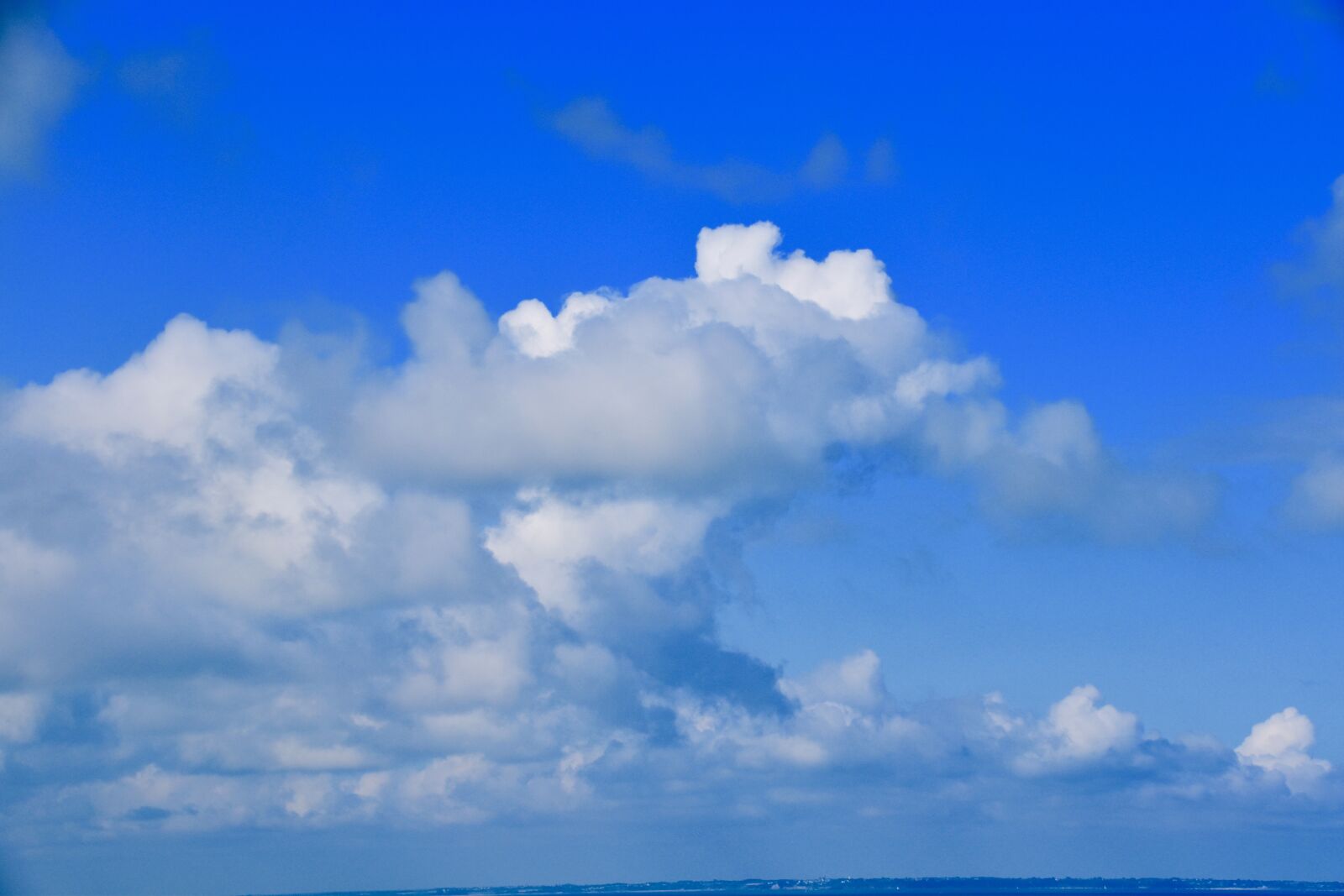 Nikon D5600 sample photo. Clouds, blue sky, weather photography