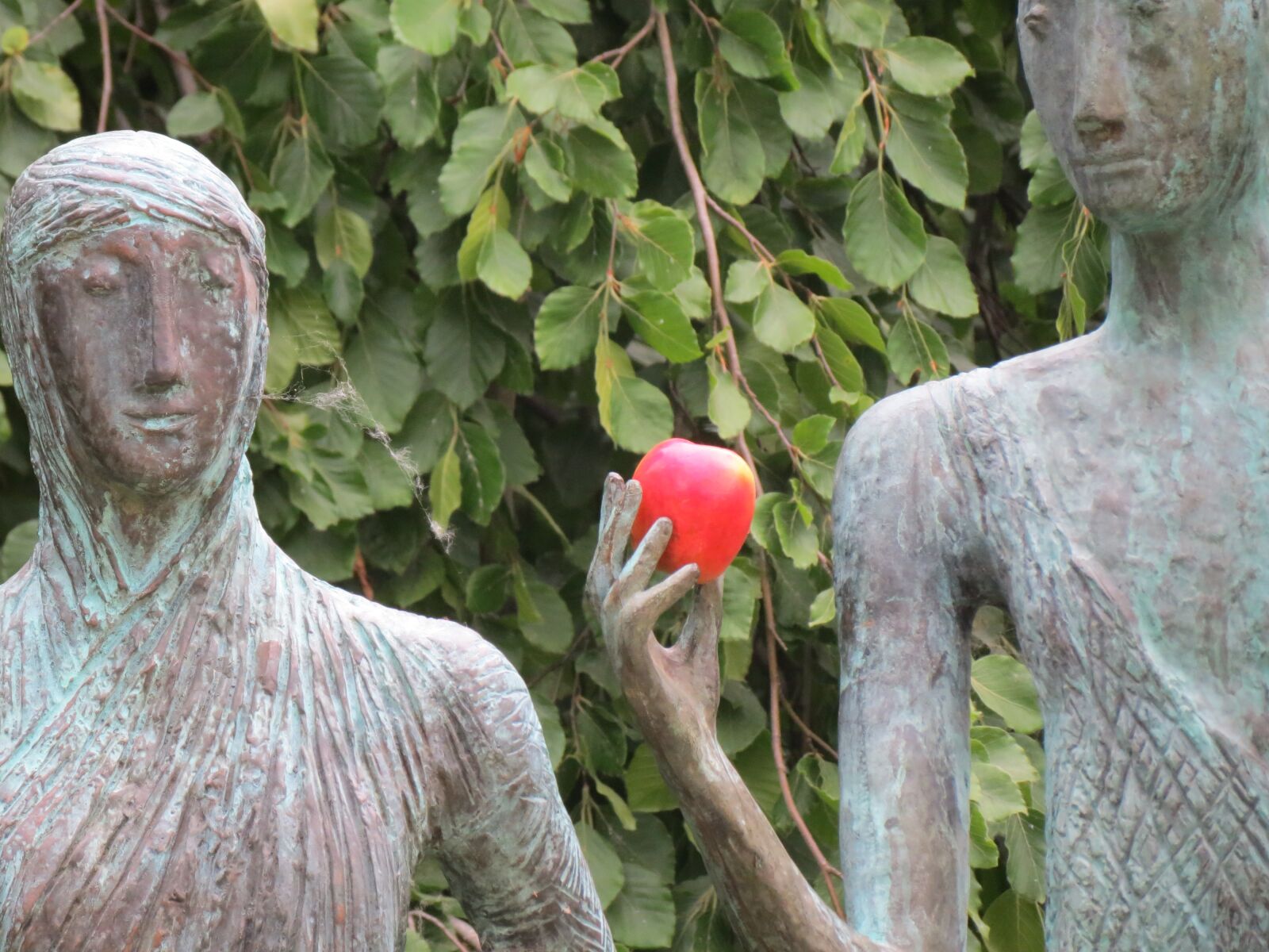 Canon PowerShot SX40 HS sample photo. Heart, love, together photography