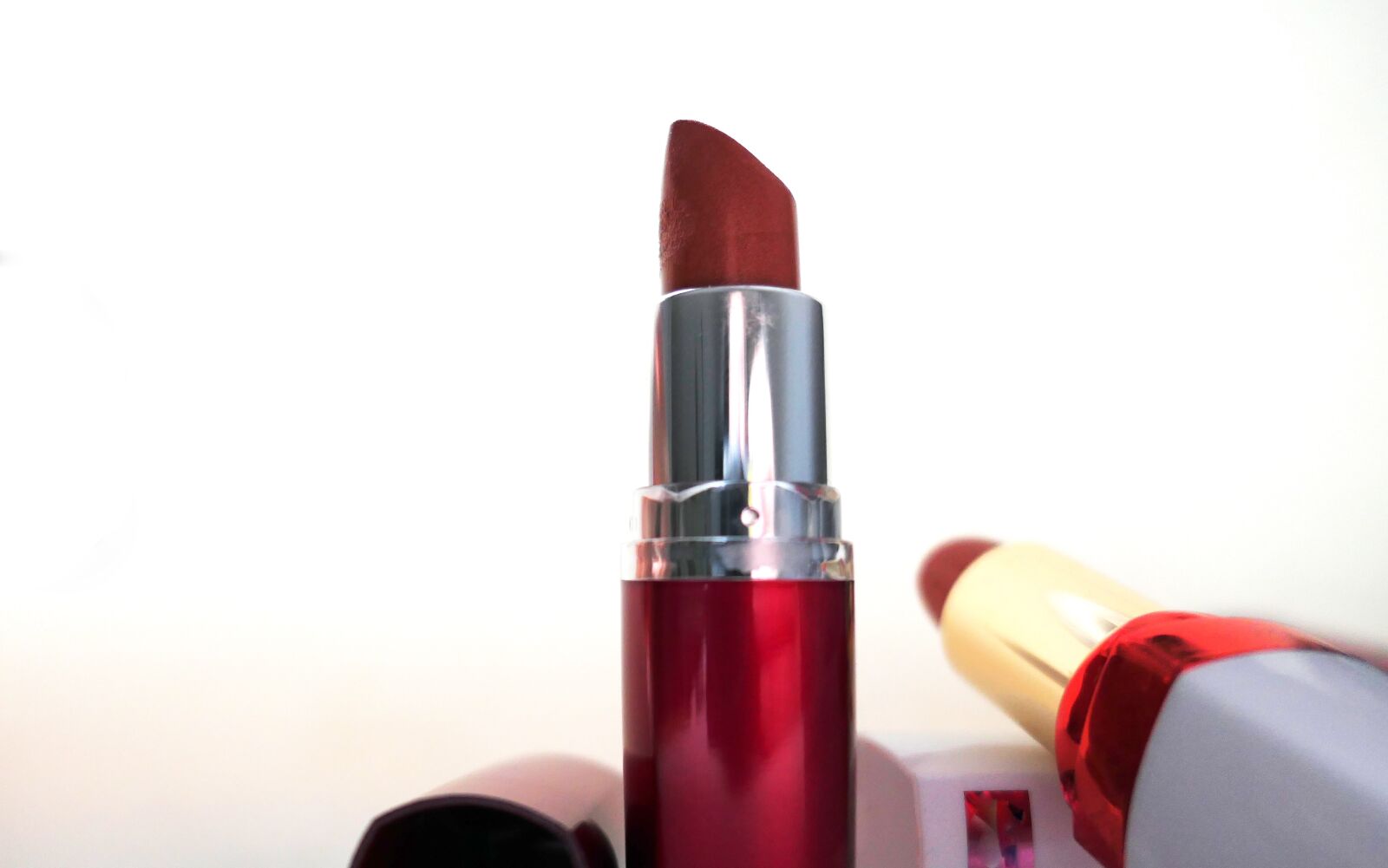 Panasonic Lumix DMC-LX10 (Lumix DMC-LX15) sample photo. Lipsticks, cosmetics, make up photography