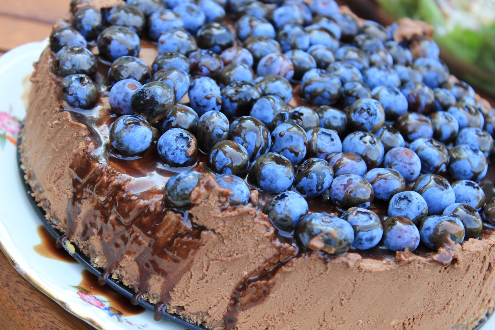 Canon EOS 600D (Rebel EOS T3i / EOS Kiss X5) sample photo. Cheesecake, american, bilberry photography