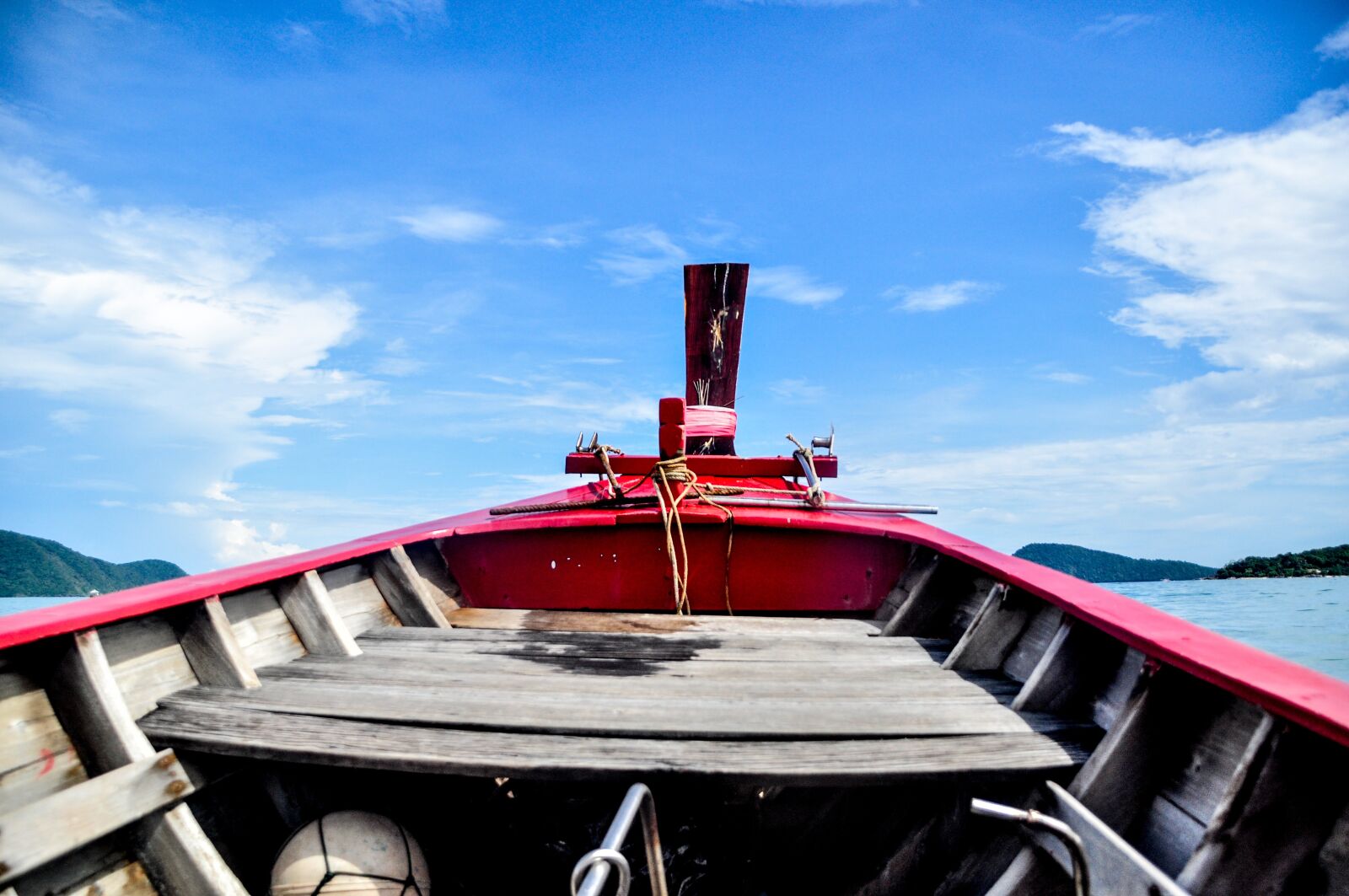 Nikon D5000 sample photo. Boat, rustic, weathered photography
