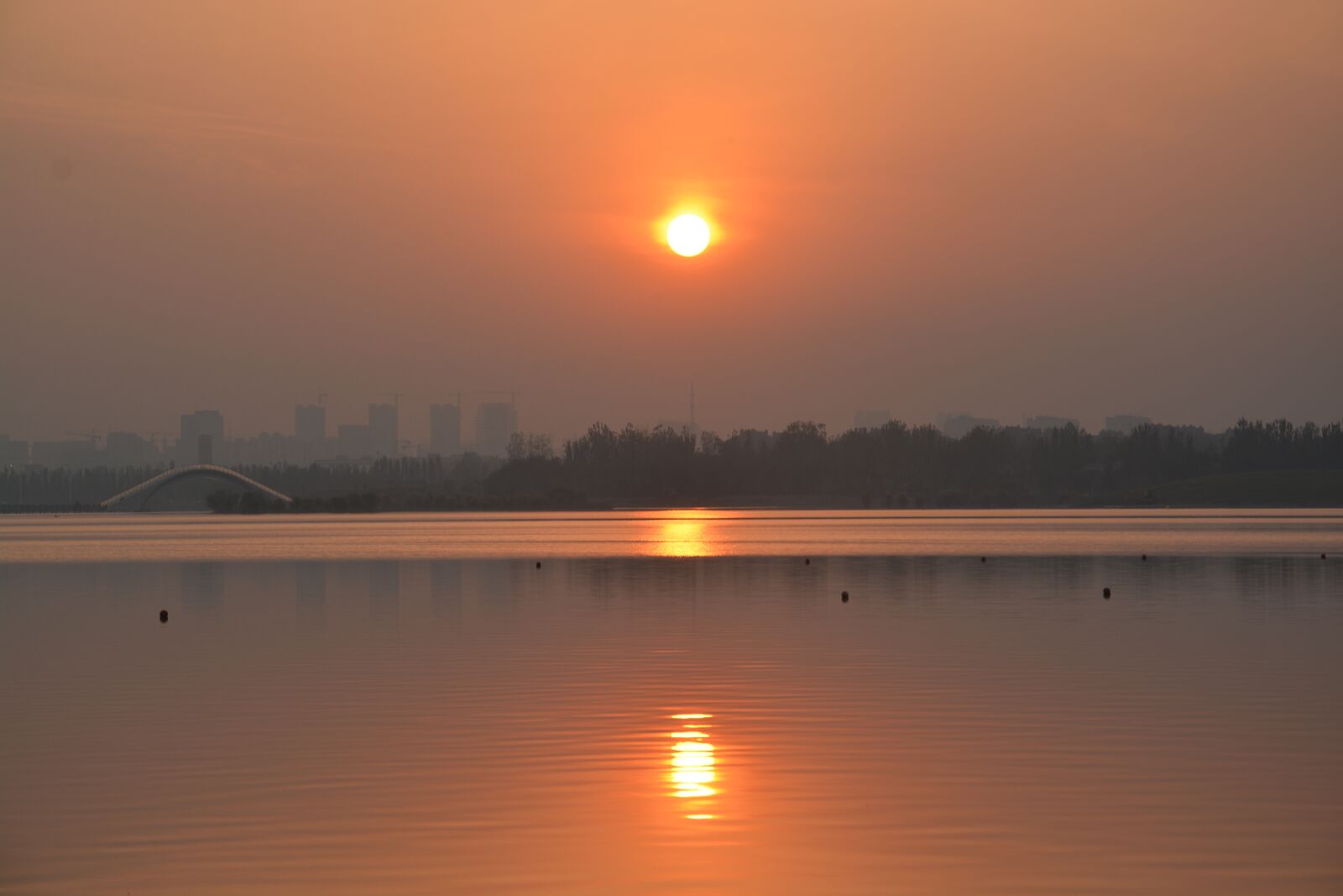 Nikon D5200 sample photo. Sunset, sun, lake photography