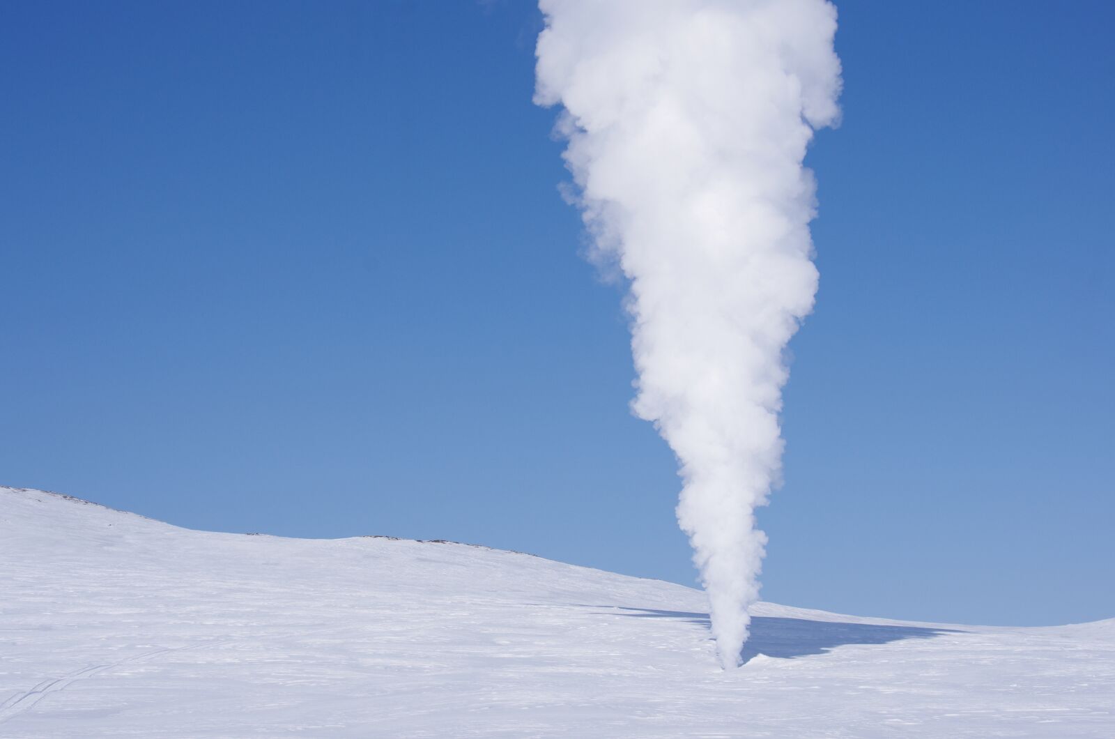 Pentax K-5 sample photo. Volcano, fumarole, well photography