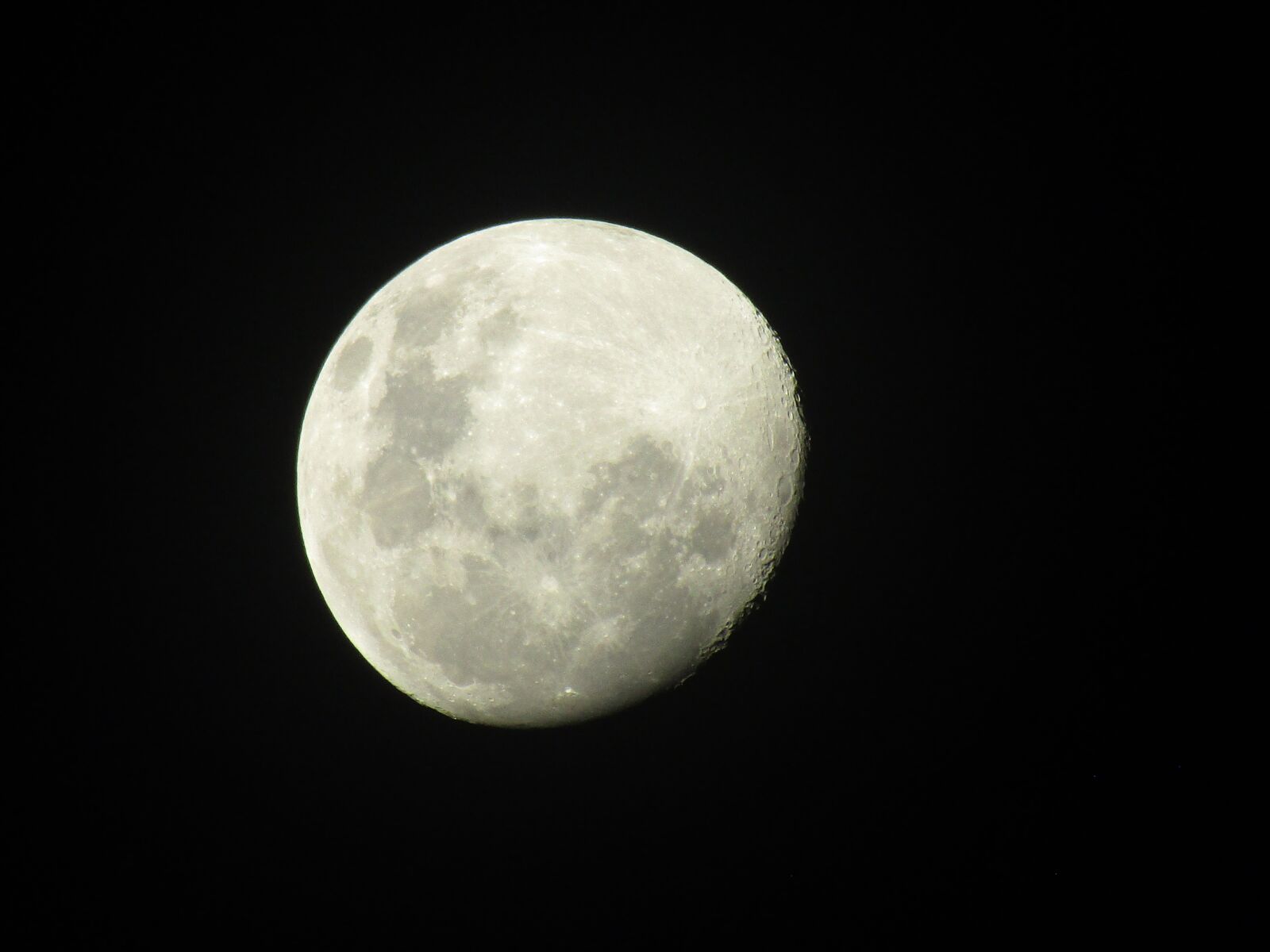Canon PowerShot SX410 IS sample photo. Luna, moon, inspiration photography