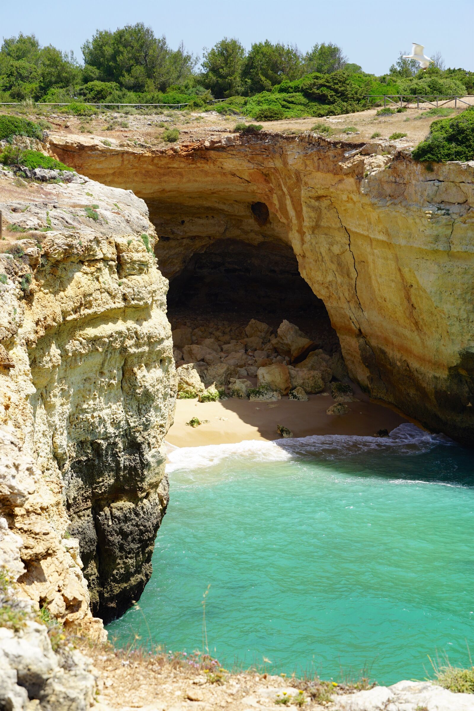Sony E 18-135mm F3.5-5.6 OSS sample photo. Cliff, beach, nature photography