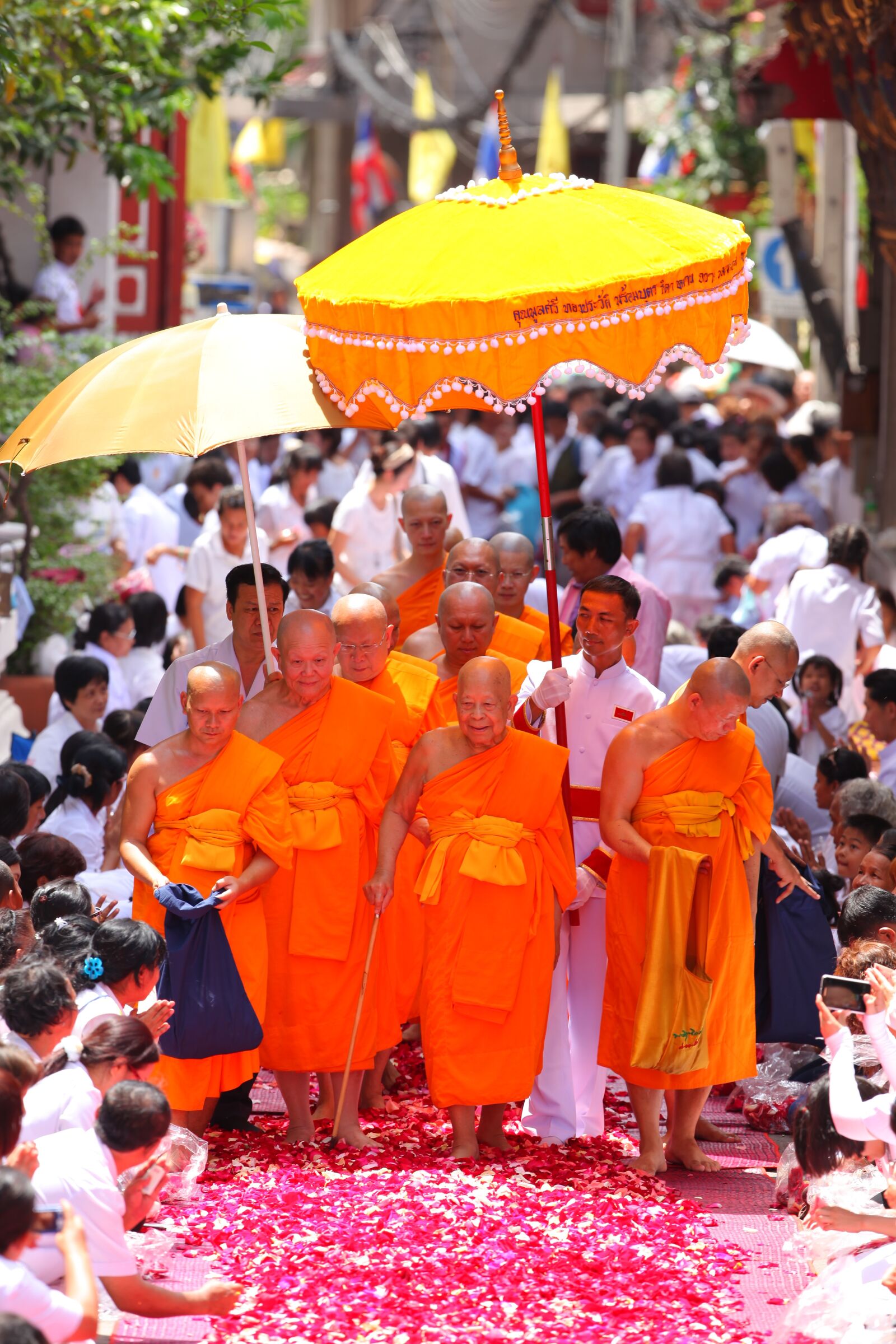 Canon EOS 5D Mark II sample photo. Buddhists, supreme patriarch, patriarch photography