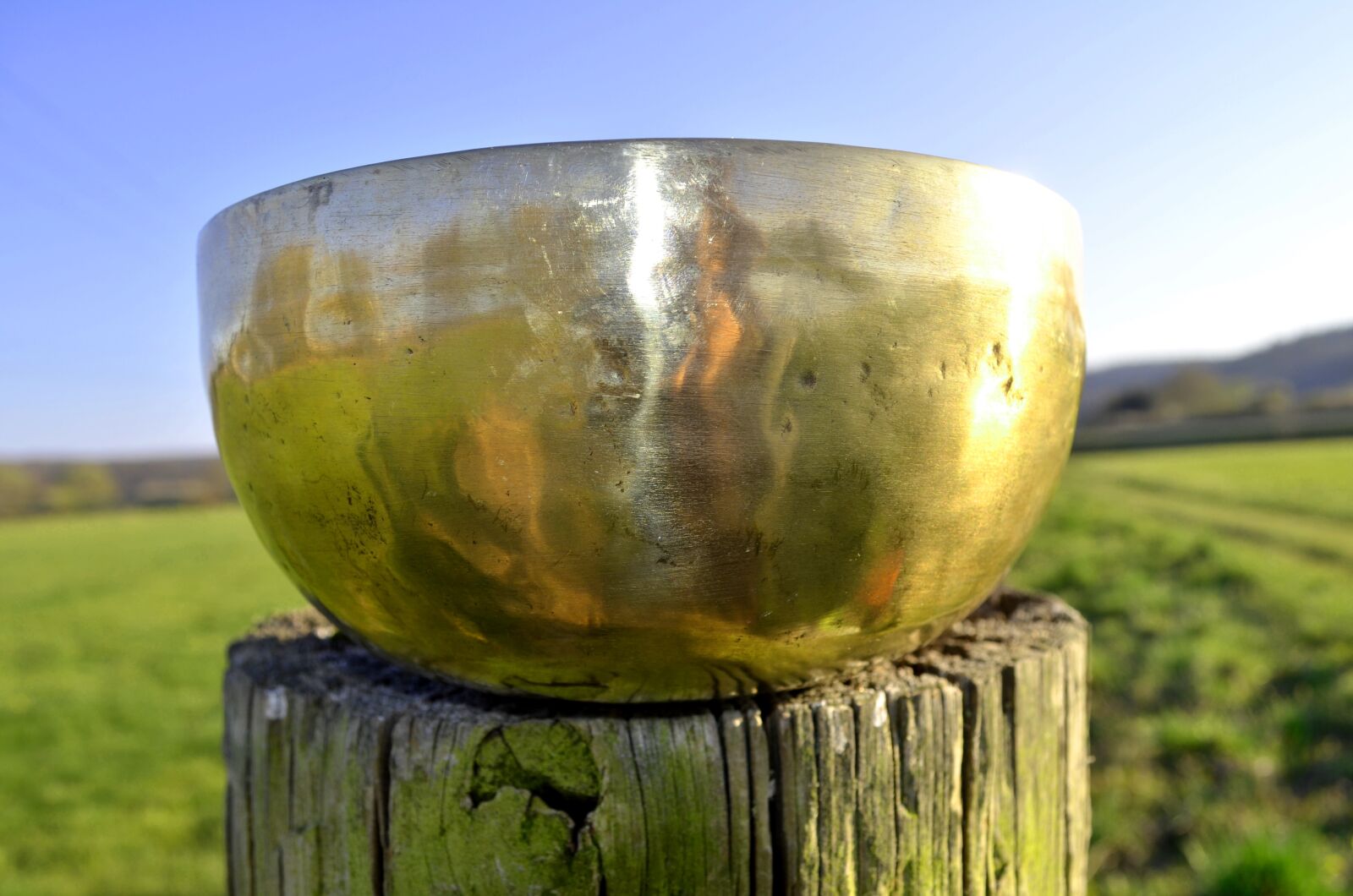 Nikon D5100 sample photo. Singing bowl, nature, singing photography