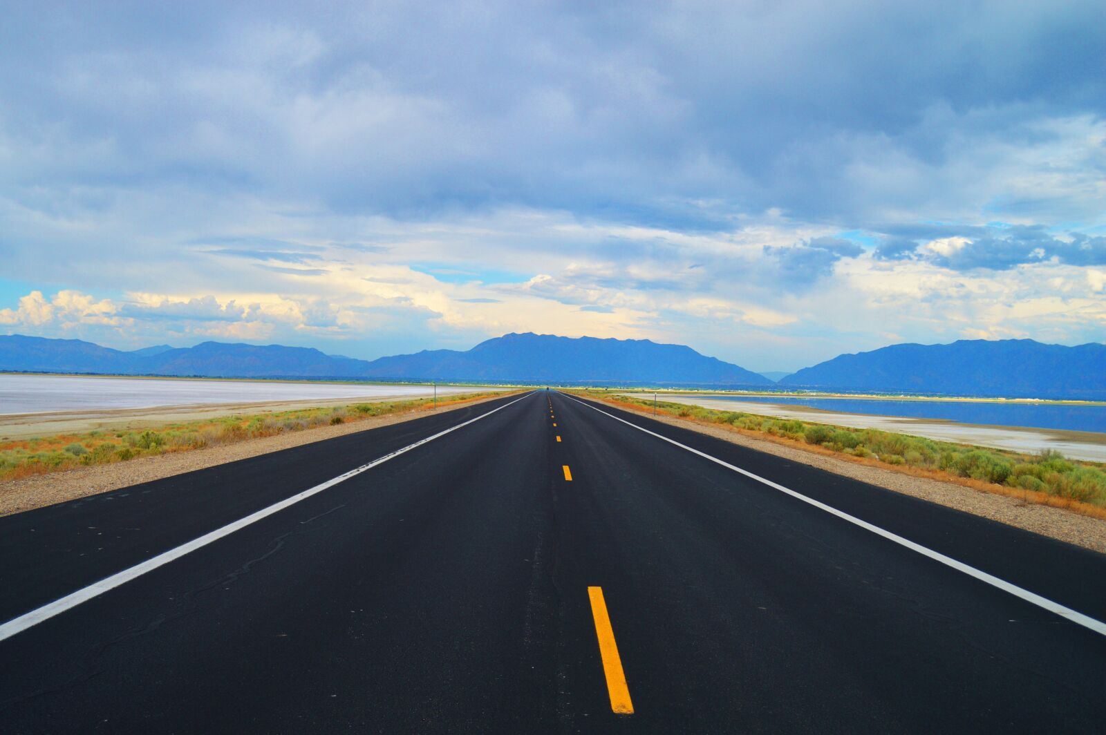 Nikon D3200 sample photo. Salt lake, antelope island photography