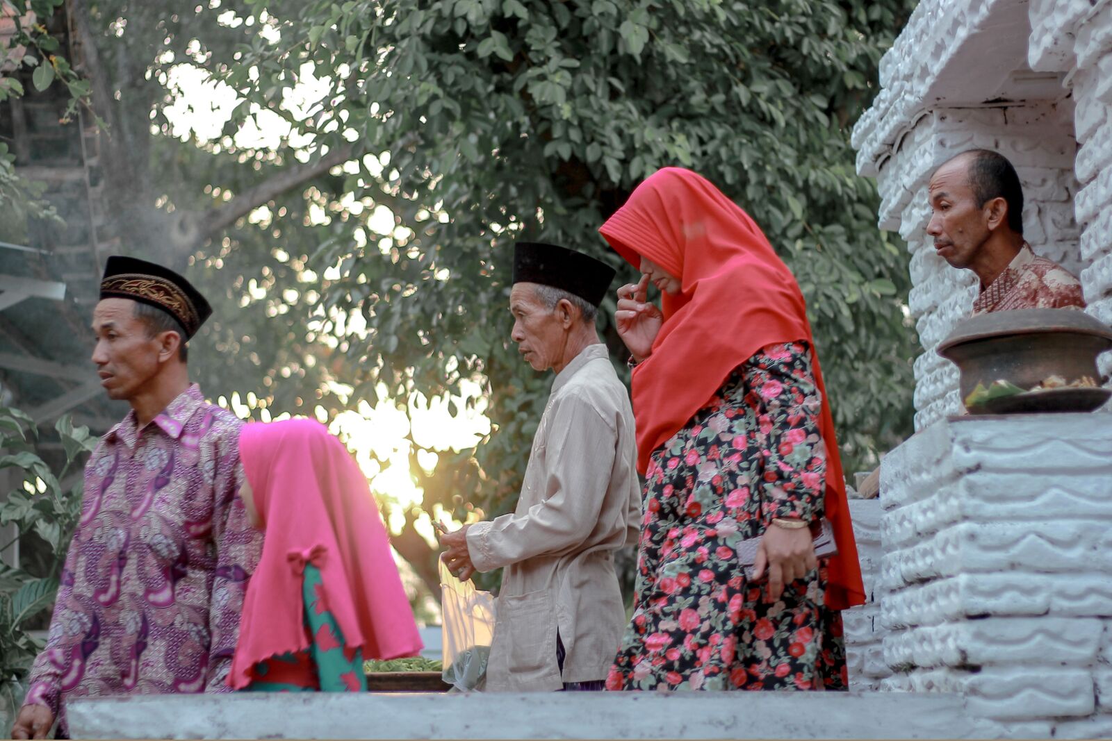 Canon EOS 550D (EOS Rebel T2i / EOS Kiss X4) sample photo. Java, ethnic, indonesia photography