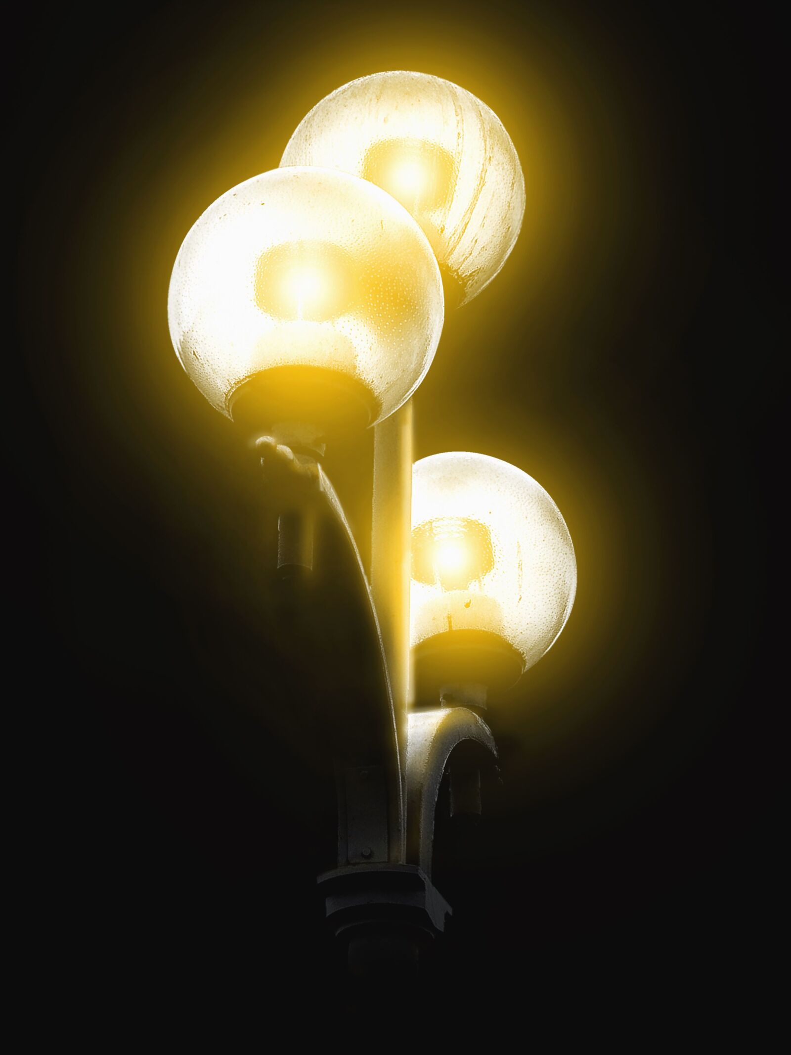 Nikon D3100 sample photo. Light bulb, light, street photography