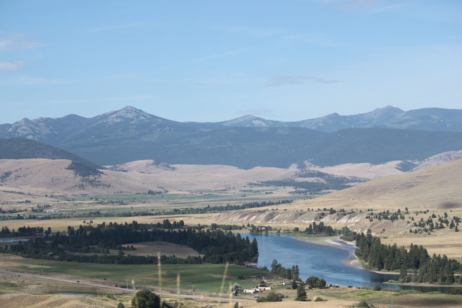 Canon EOS 500D (EOS Rebel T1i / EOS Kiss X3) sample photo. Montana, panorama, landscape photography