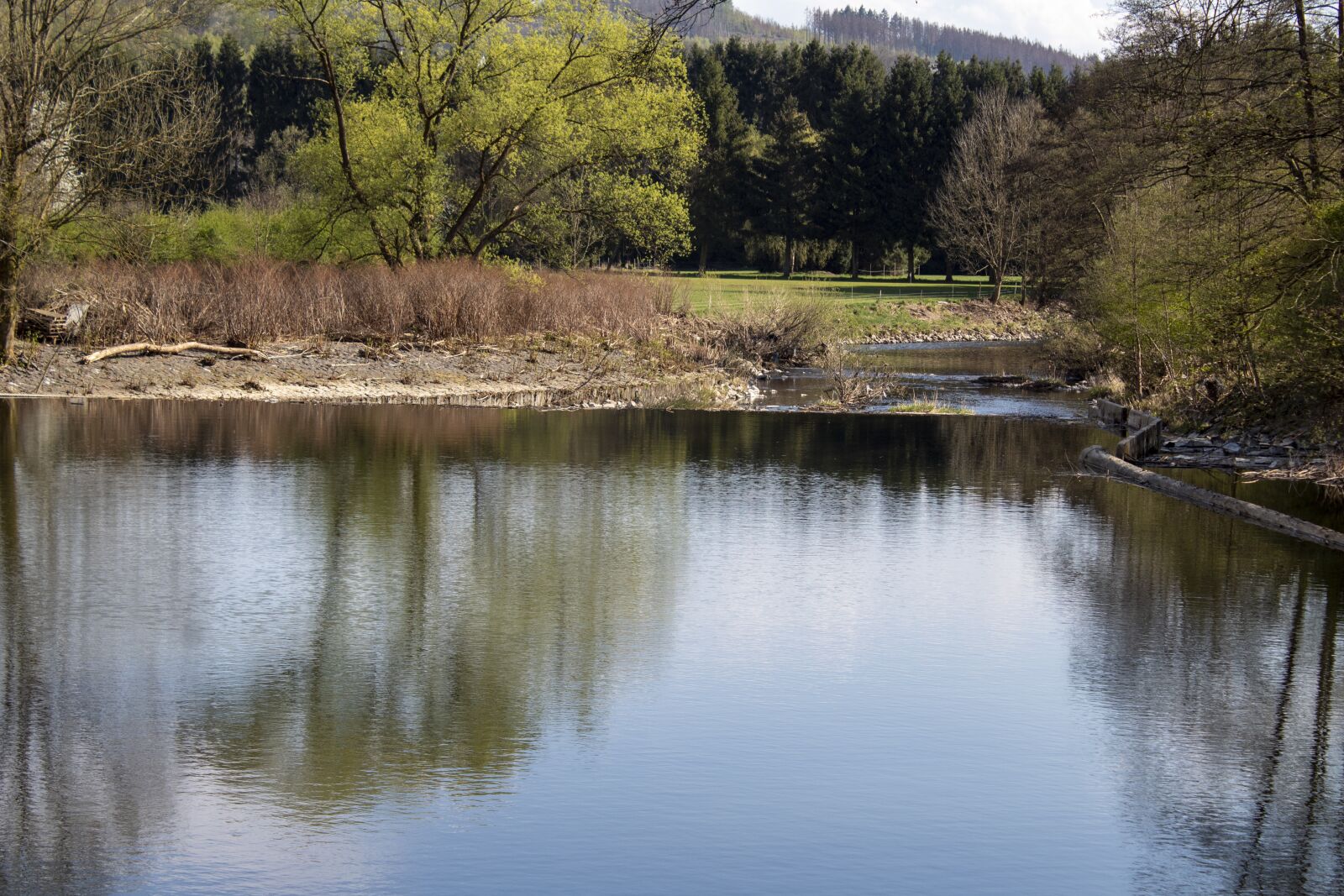 Canon EOS 1300D (EOS Rebel T6 / EOS Kiss X80) sample photo. River, victory, nature photography
