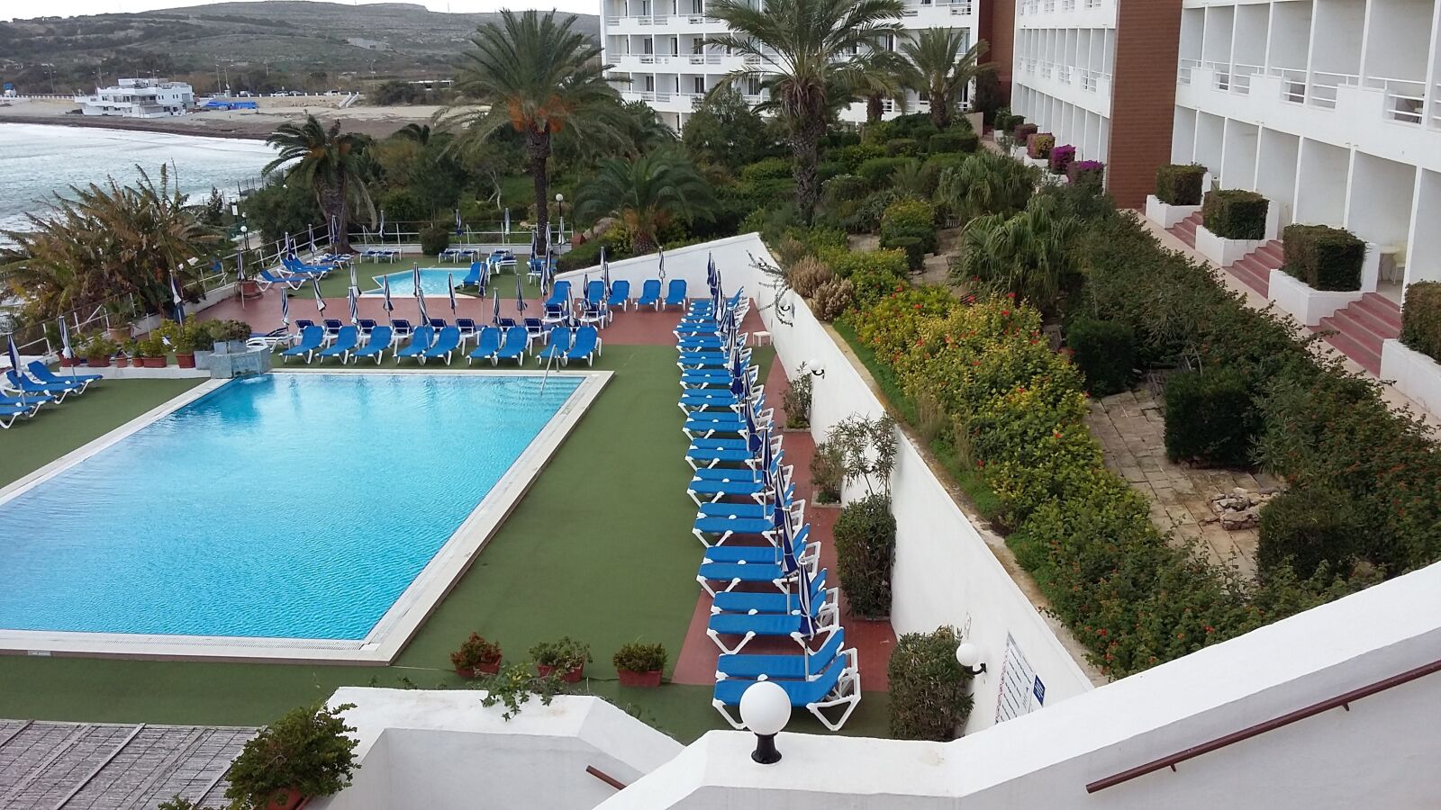Samsung SM-A300FU sample photo. Hotel, pool, holiday photography