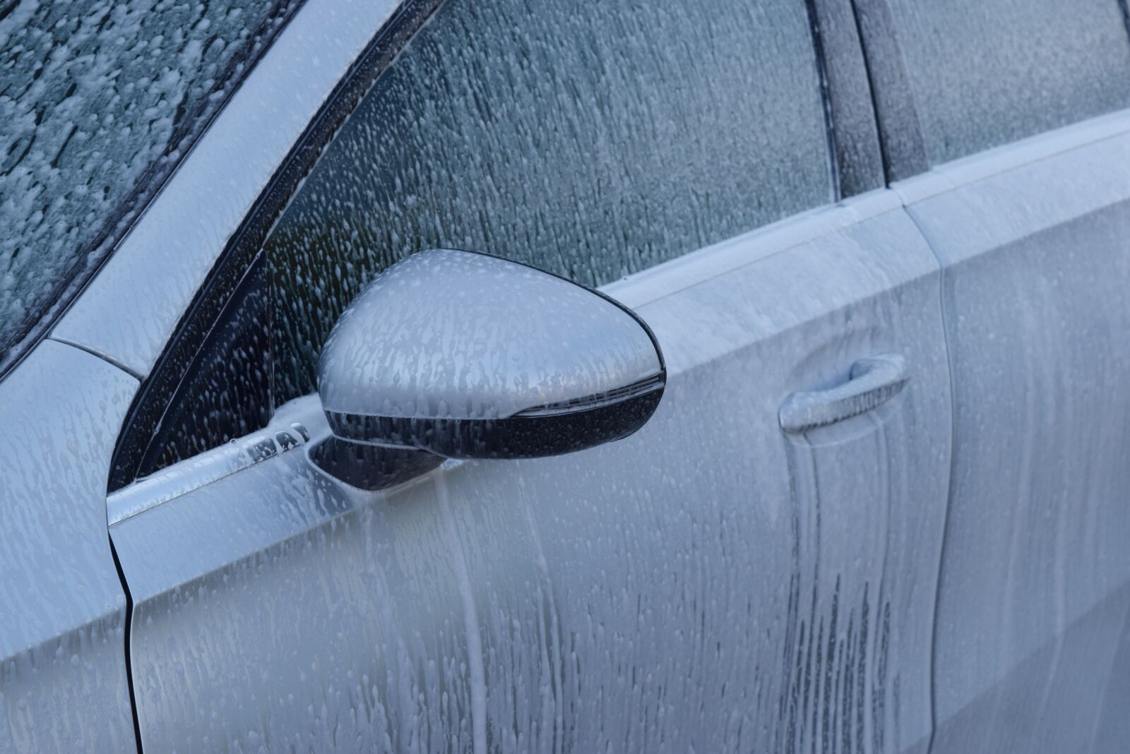 Nikon D5300 sample photo. Car, wash, garage photography