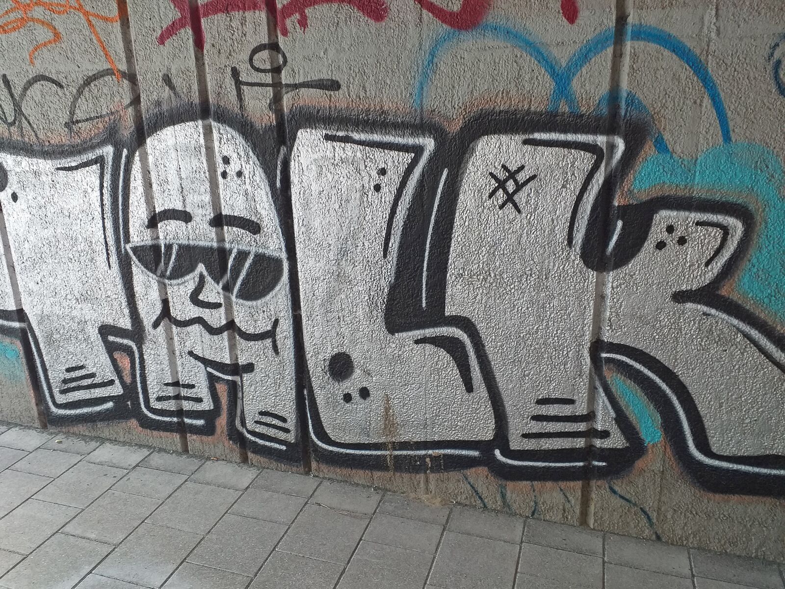 Samsung Galaxy J4+ sample photo. Street art, wall art photography