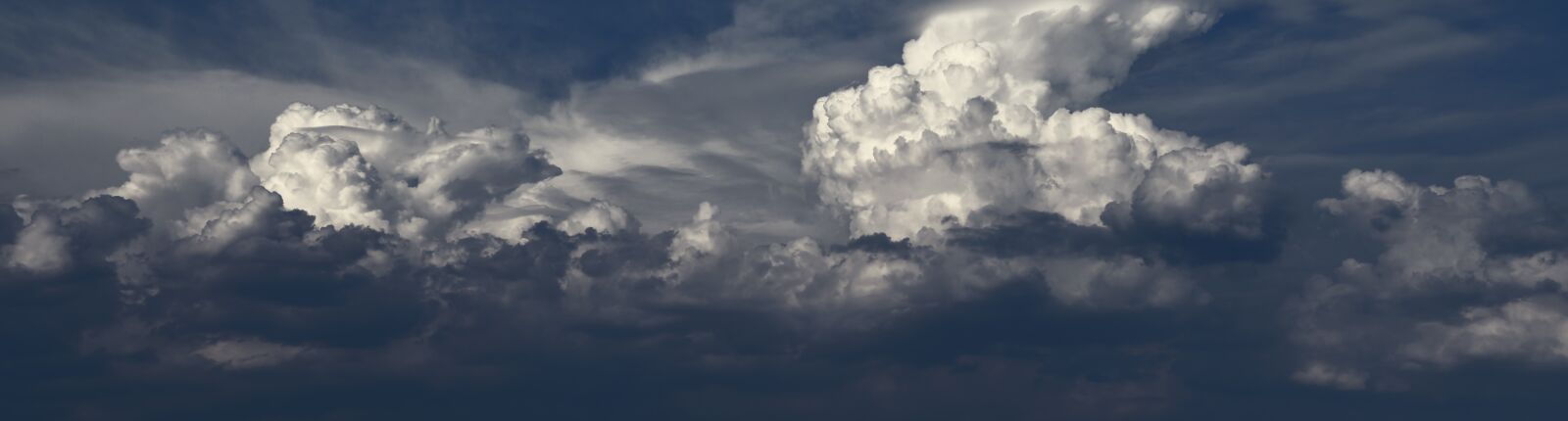 Nikon D7500 sample photo. The gathering storm, cloud photography