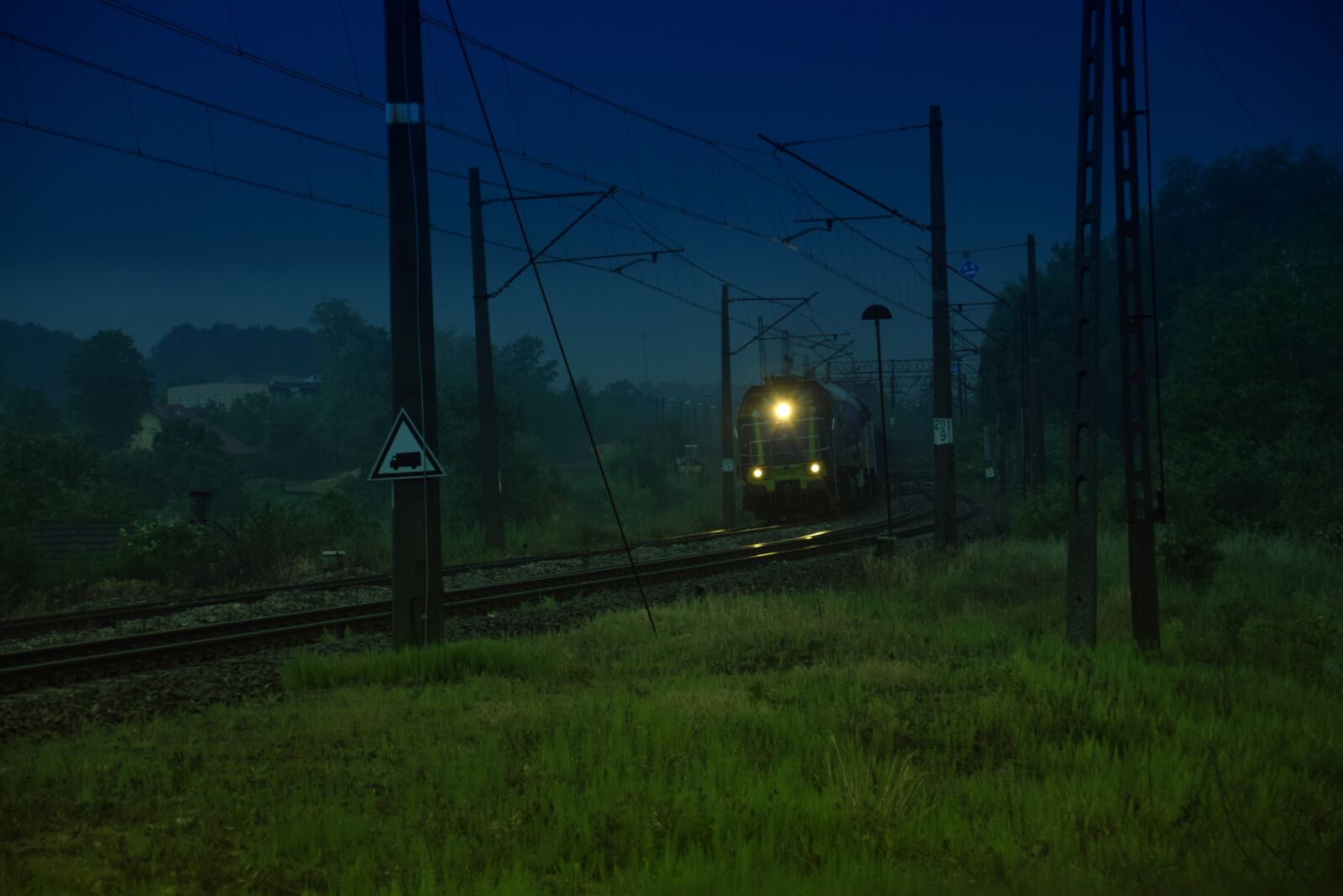 Nikon D5300 sample photo. Locomotive, rain, rail photography