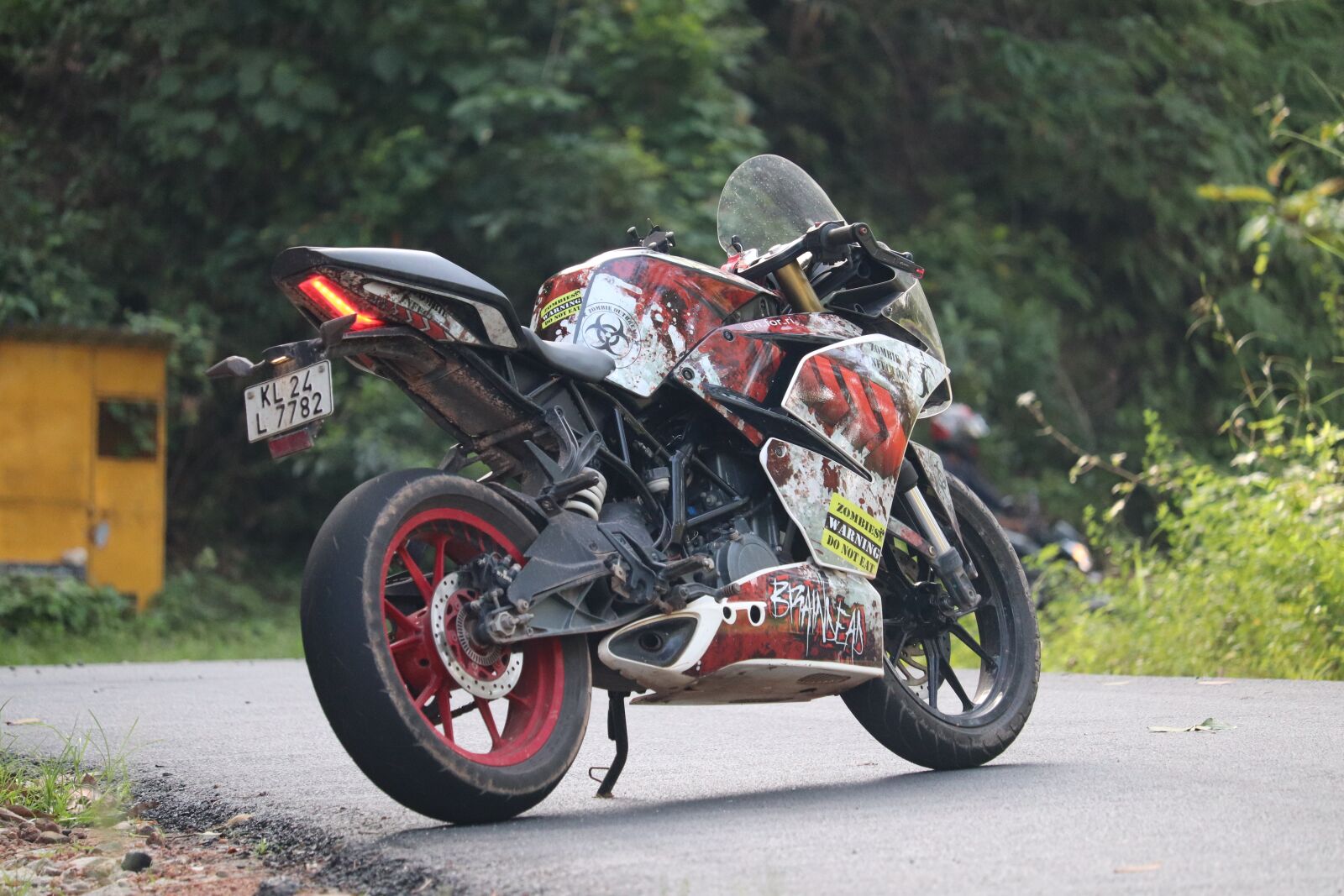 Canon EF-S 55-250mm F4-5.6 IS STM sample photo. Bike, superbike, motorcycle photography