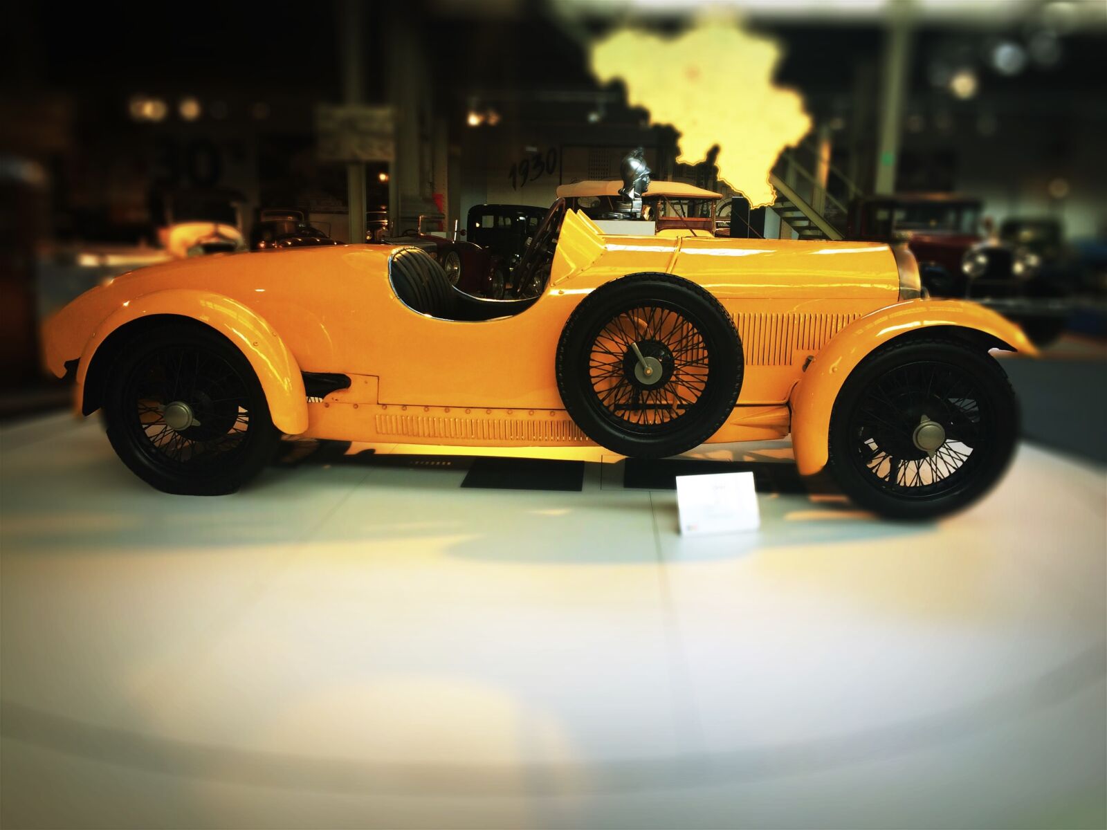 Apple iPhone 5s sample photo. Car, yellow, former photography